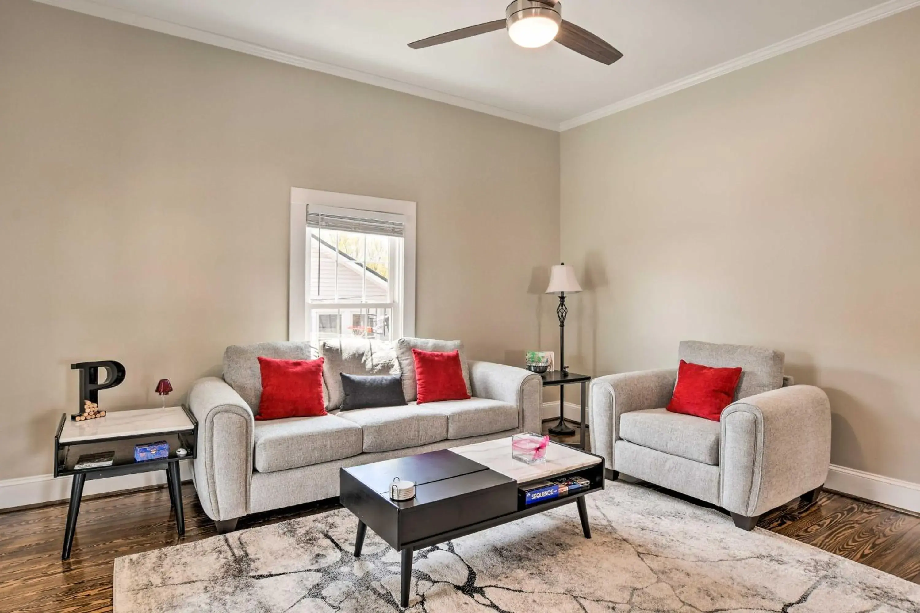 Ideally Located Penne Place with Deck and Grill Ideally Located Penne Place with Deck and Grill