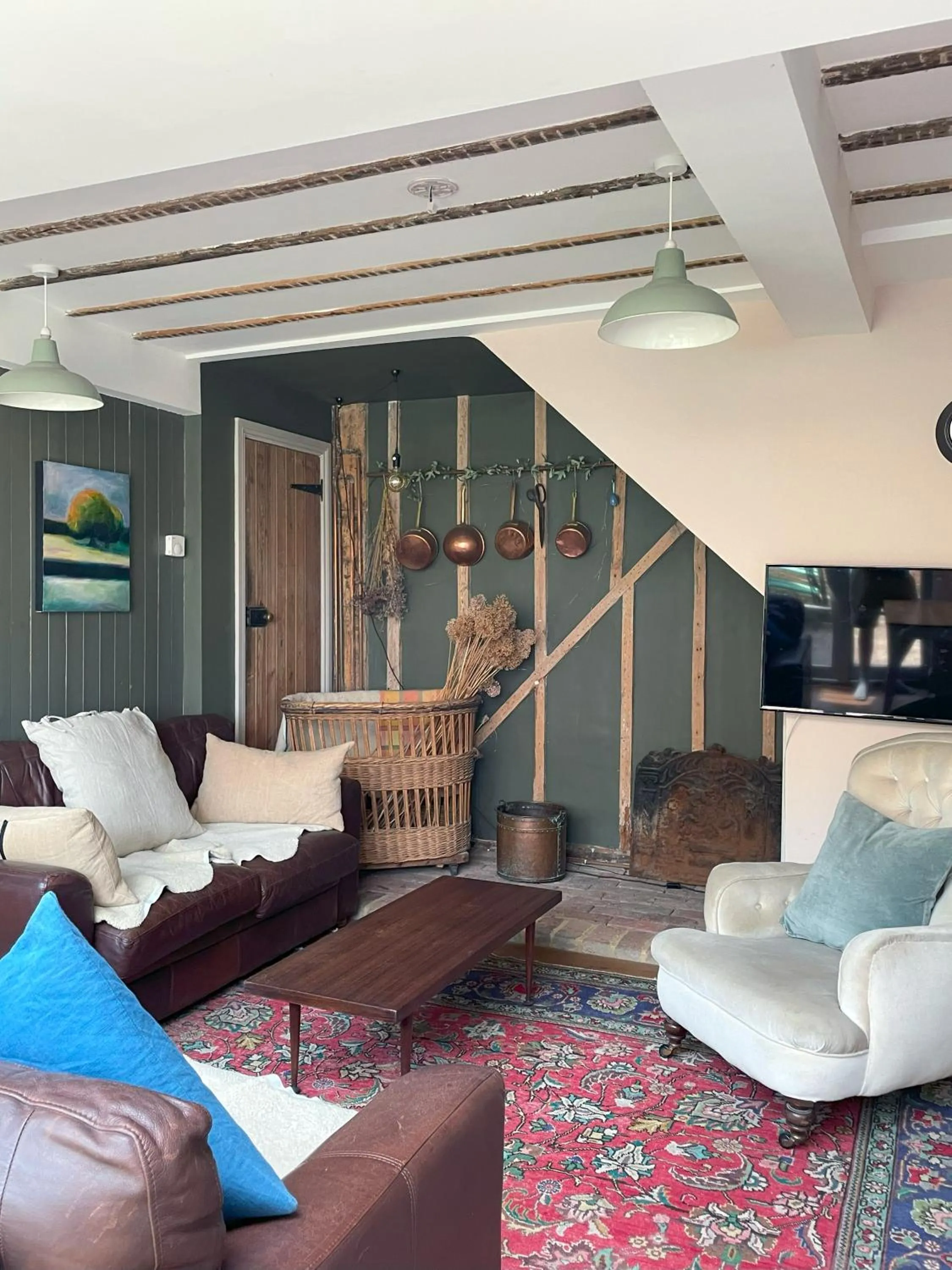 Communal lounge/ TV room in Starnash Farmhouse Holiday Home