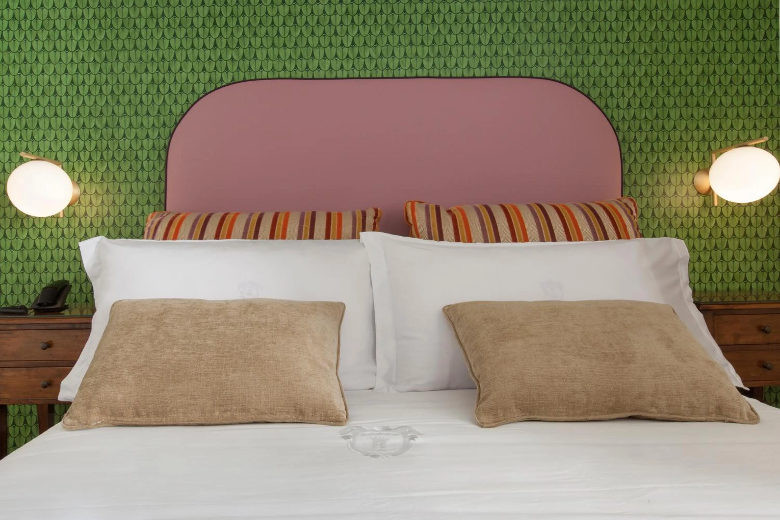 Bed in Relais Villa Savarese