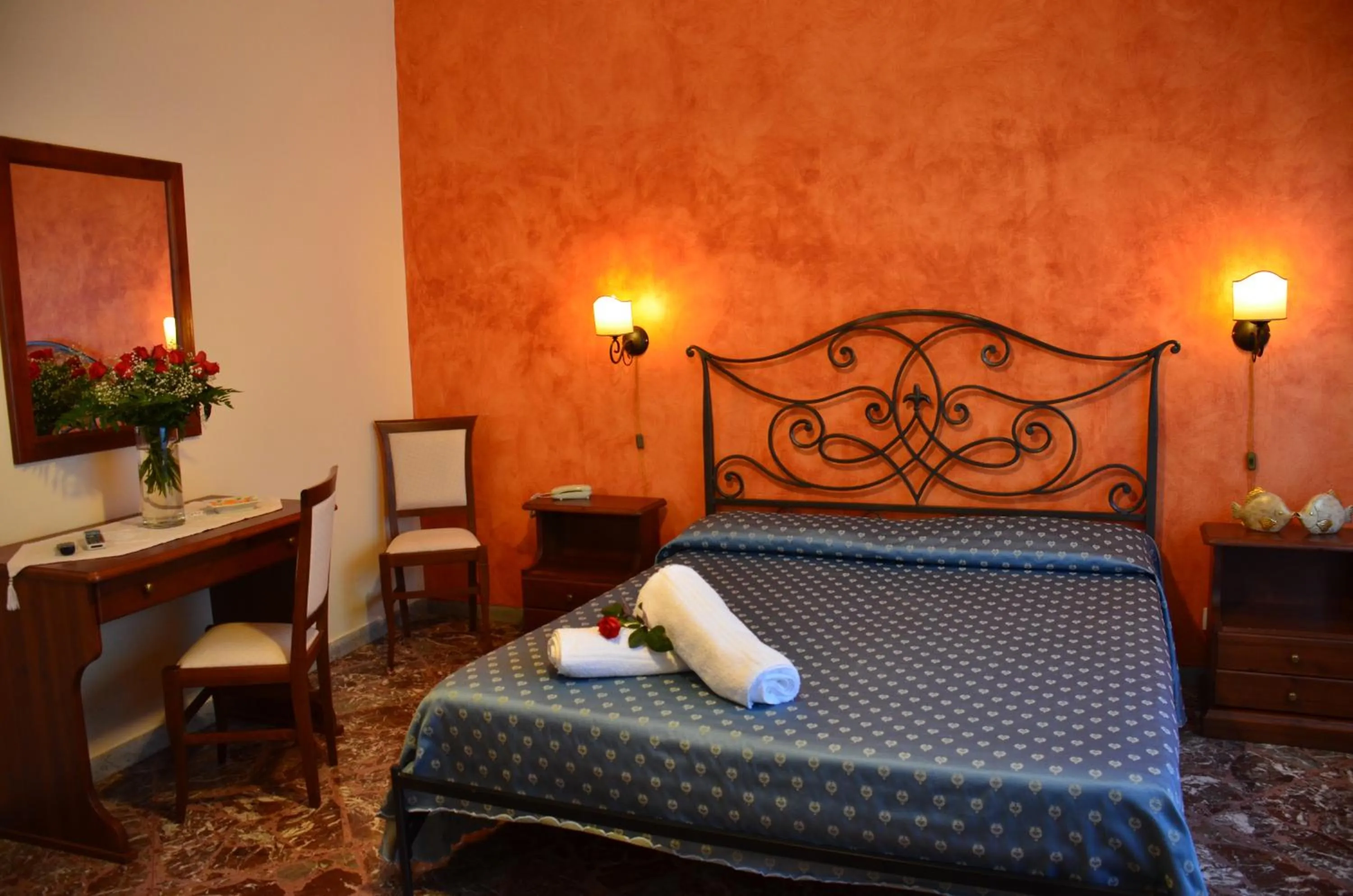 Photo of the whole room in Costa Azzurra