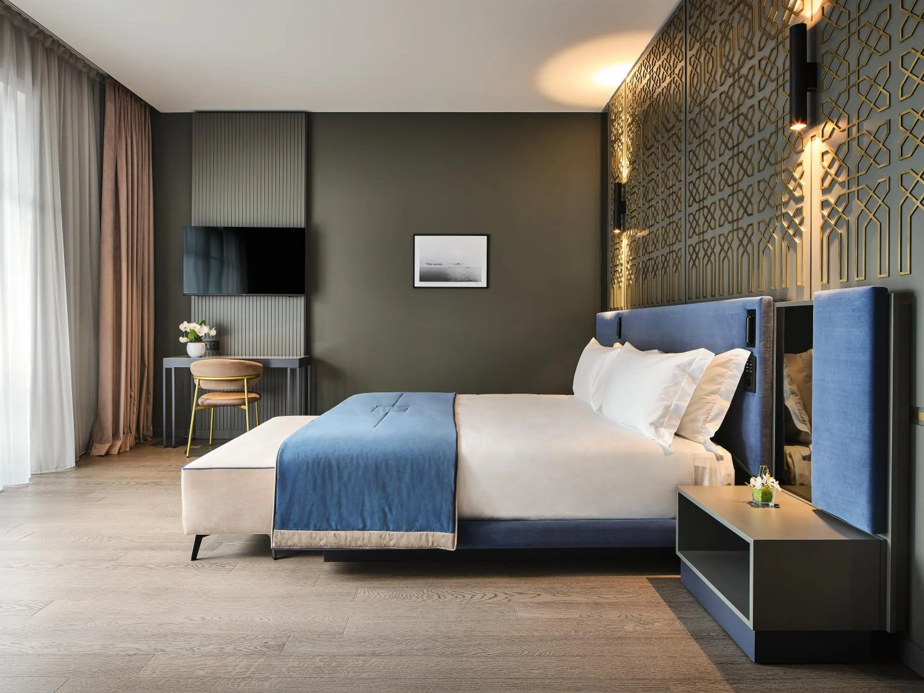 Bed in Boutique Hotel Stresa