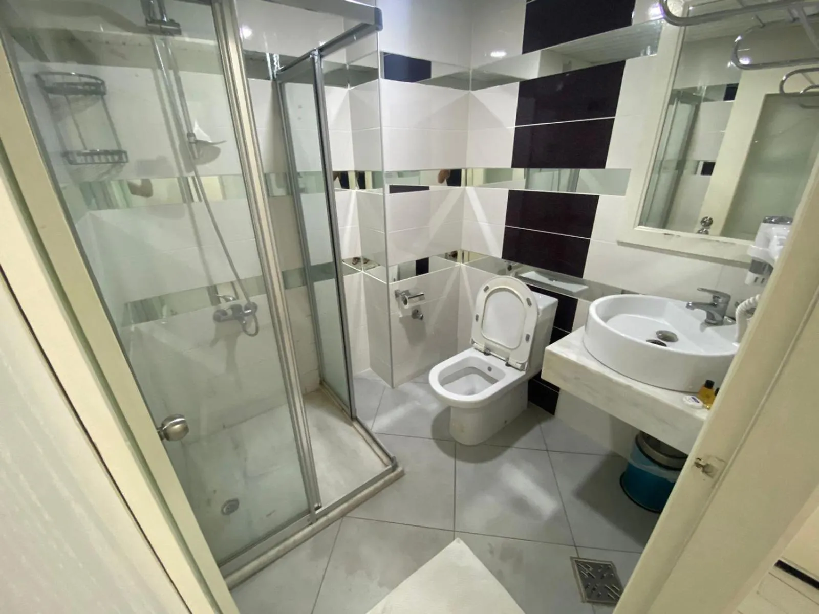 Shower in Cleopatra City Hotel Alanya