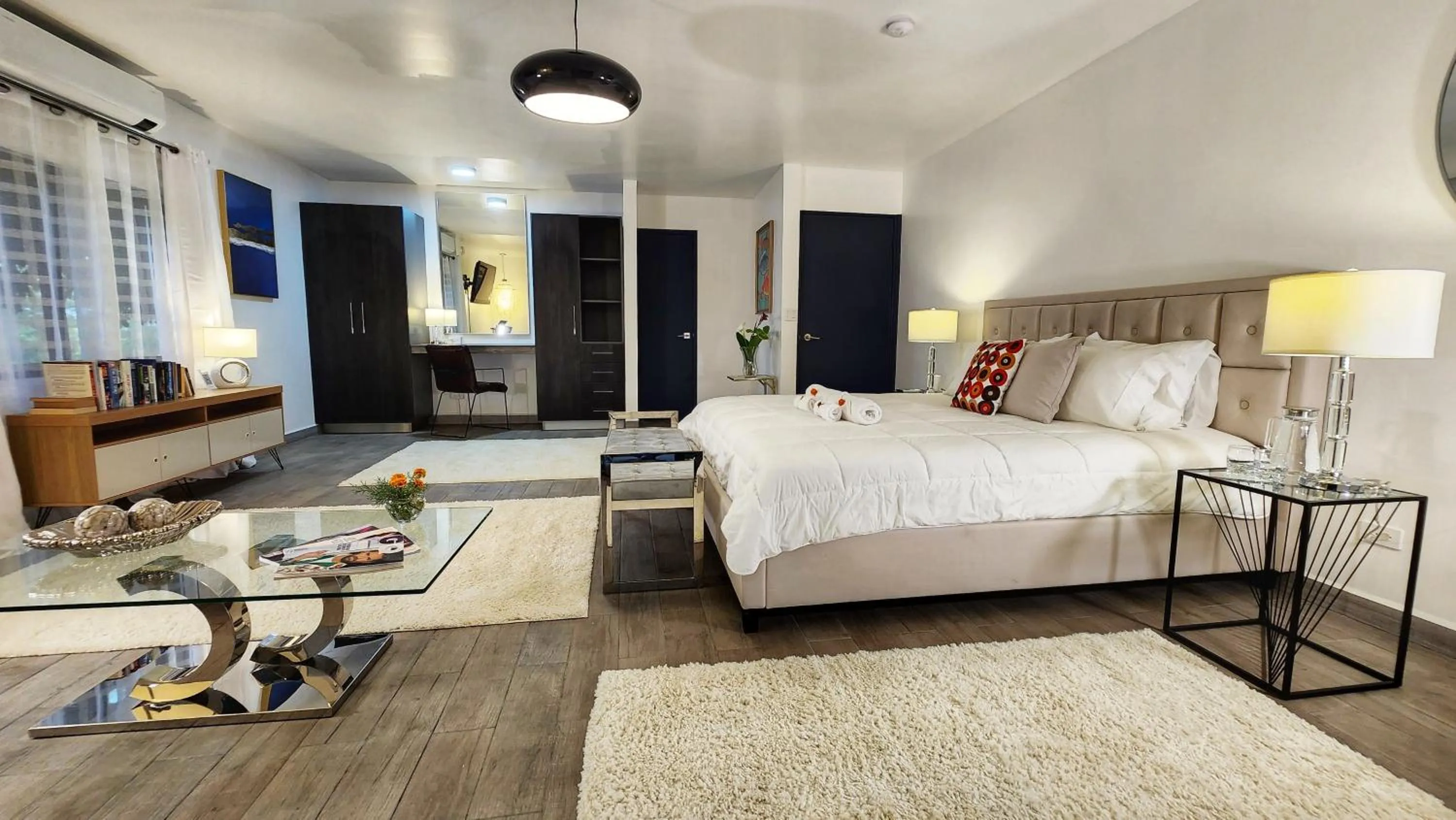 Living room, Bed in The Residence by Villa Alejandro