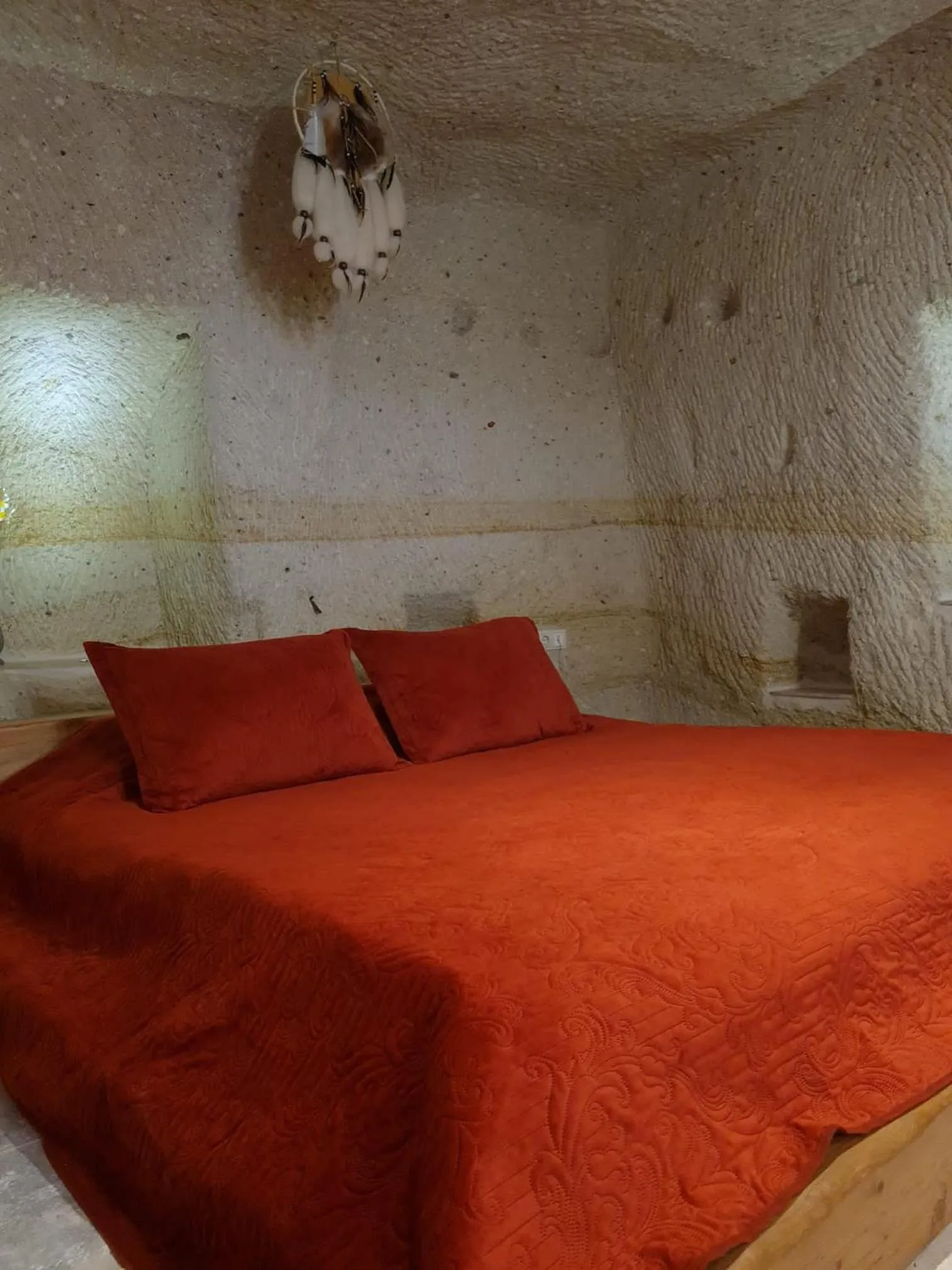 Bed in Narcissos Cave
