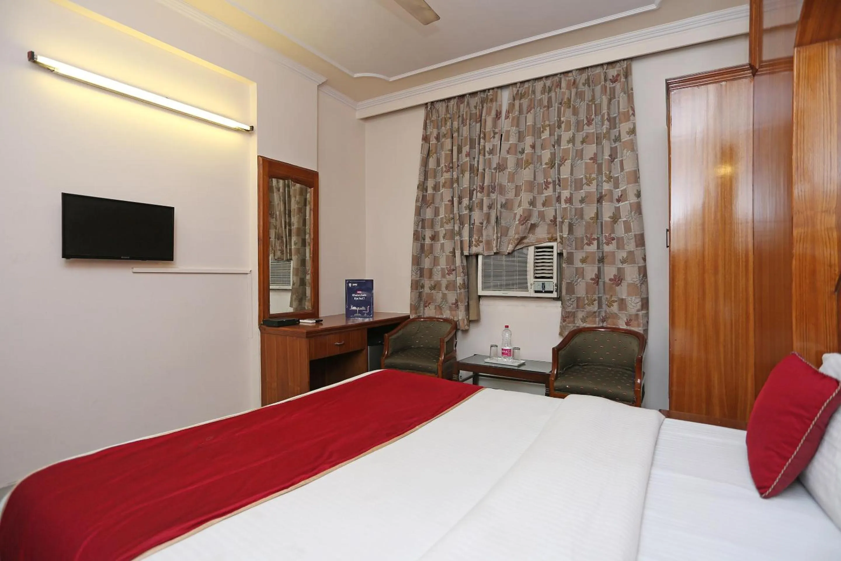 Bedroom, Bed in Hotel O Gold Palace