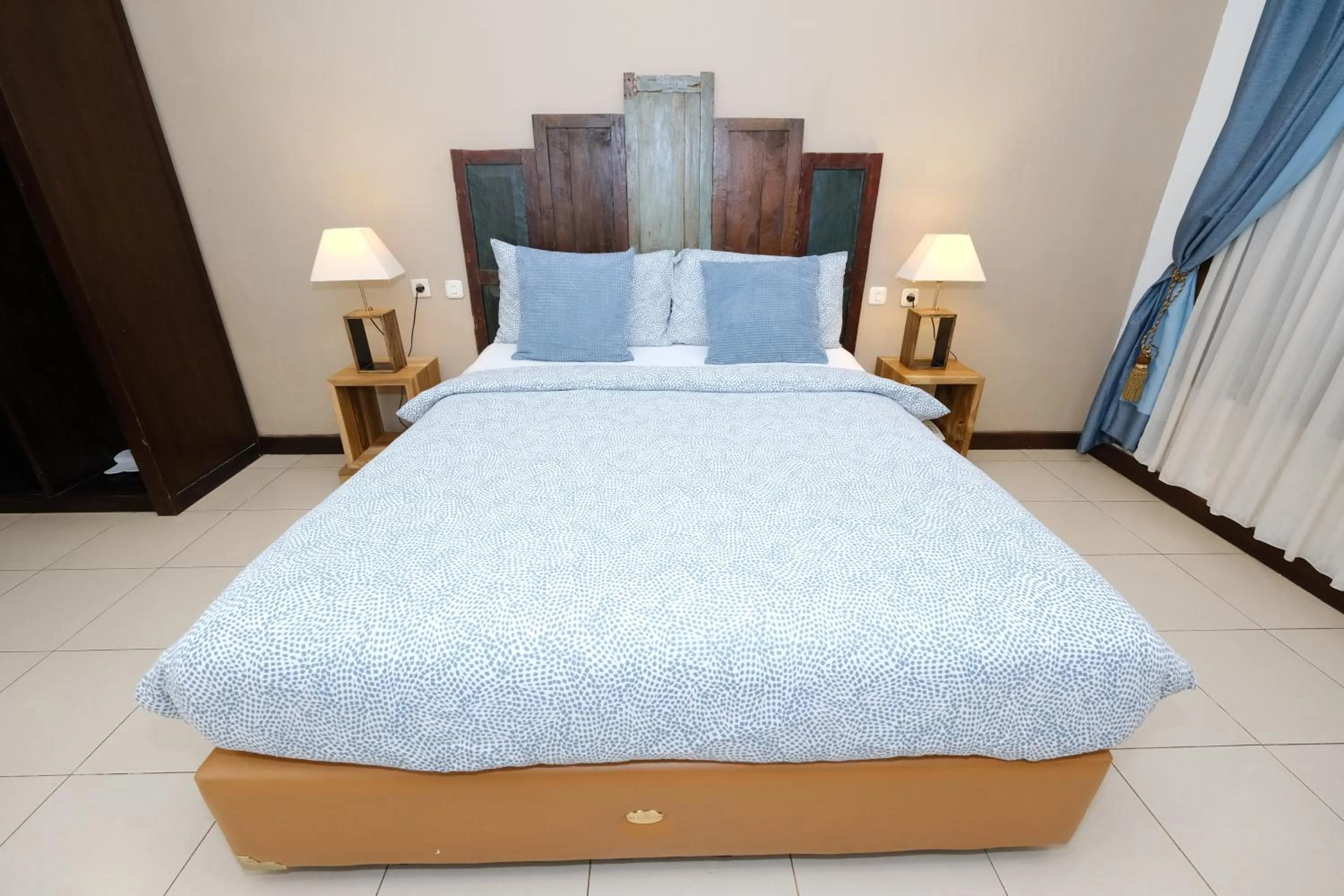 Bed in SARE HOTEL MALIOBORO