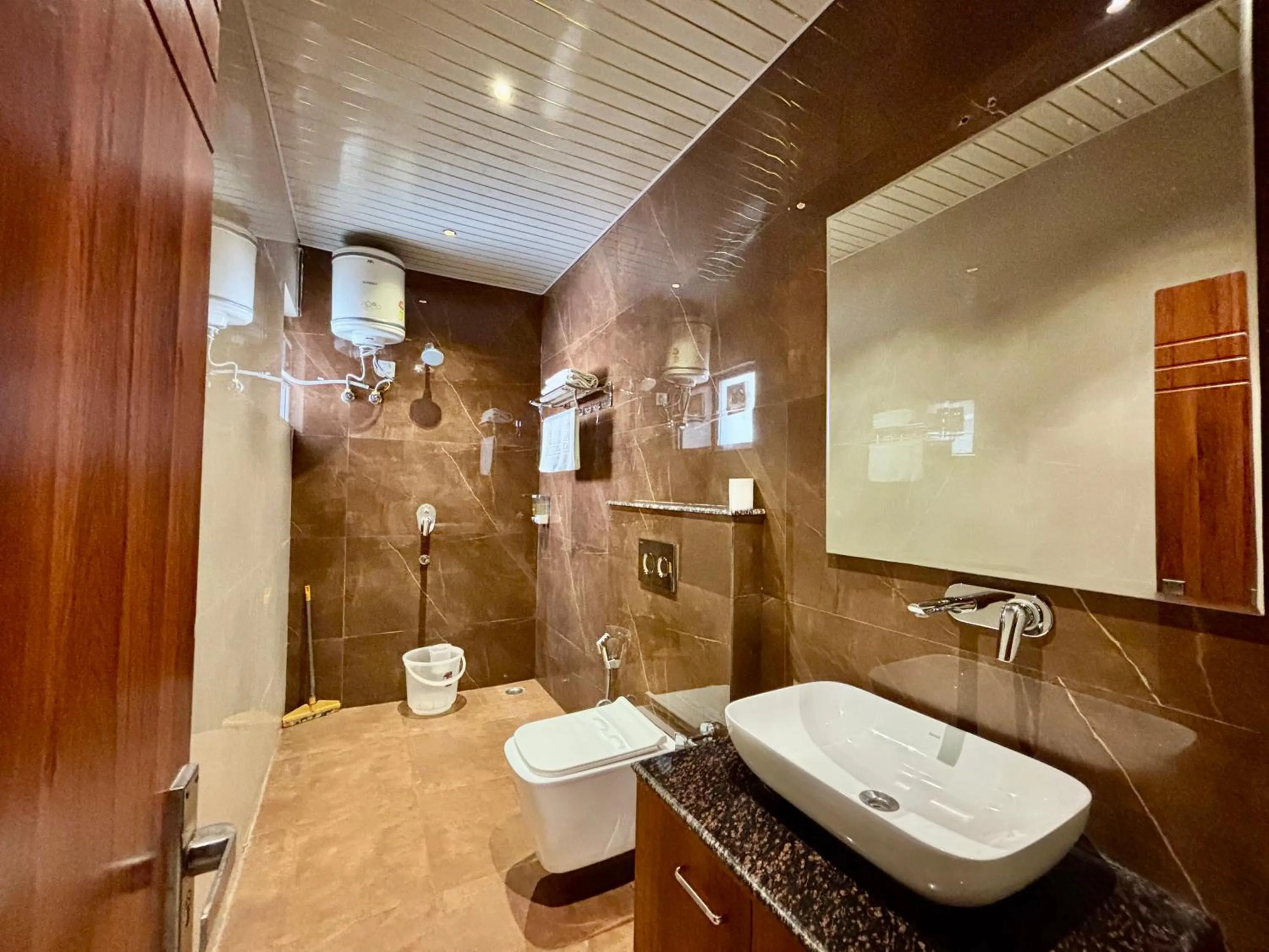 Bathroom in Vyom Boutique Hotel Rishikesh