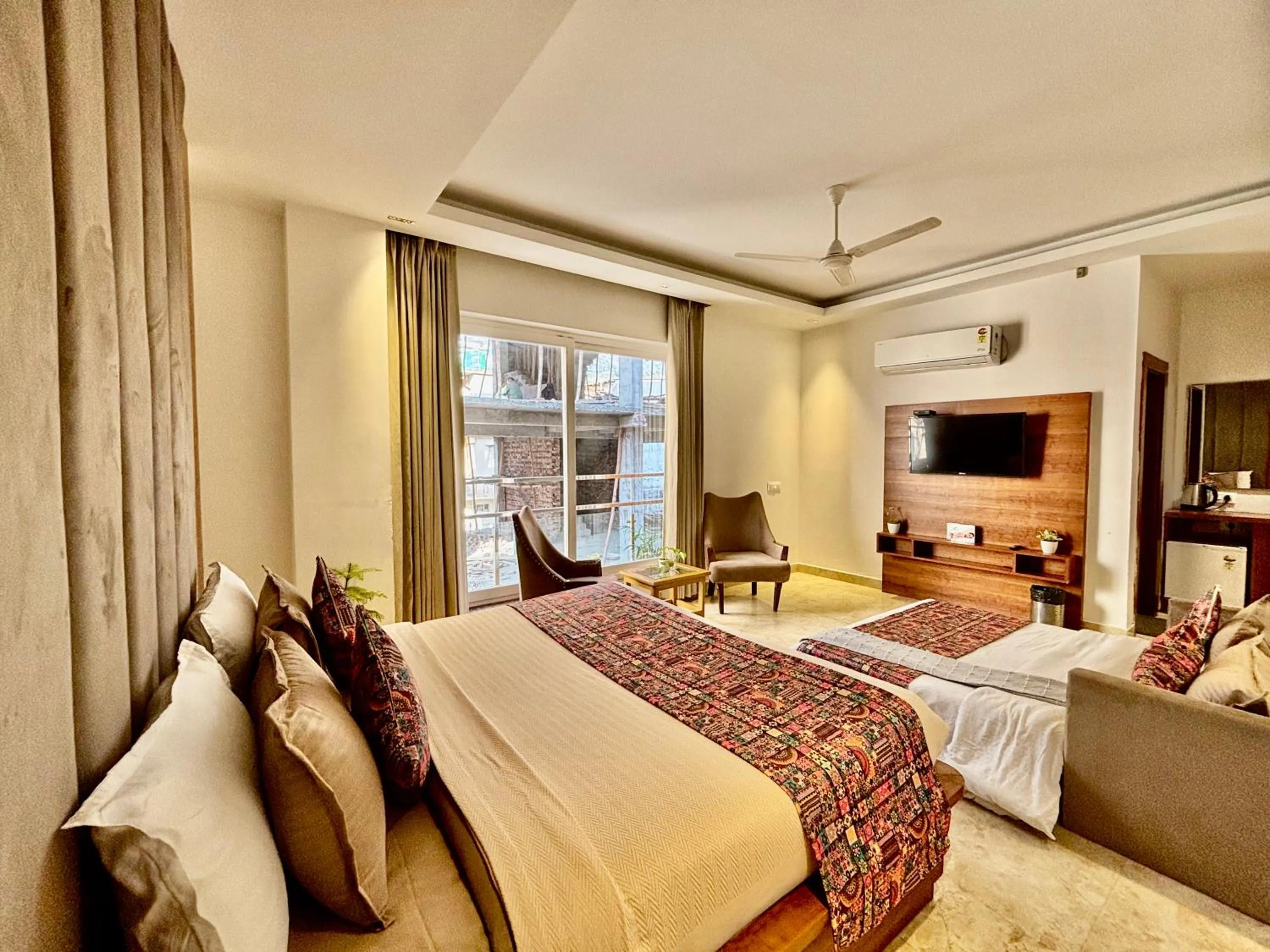 Photo of the whole room, Bed in Vyom Boutique Hotel Rishikesh