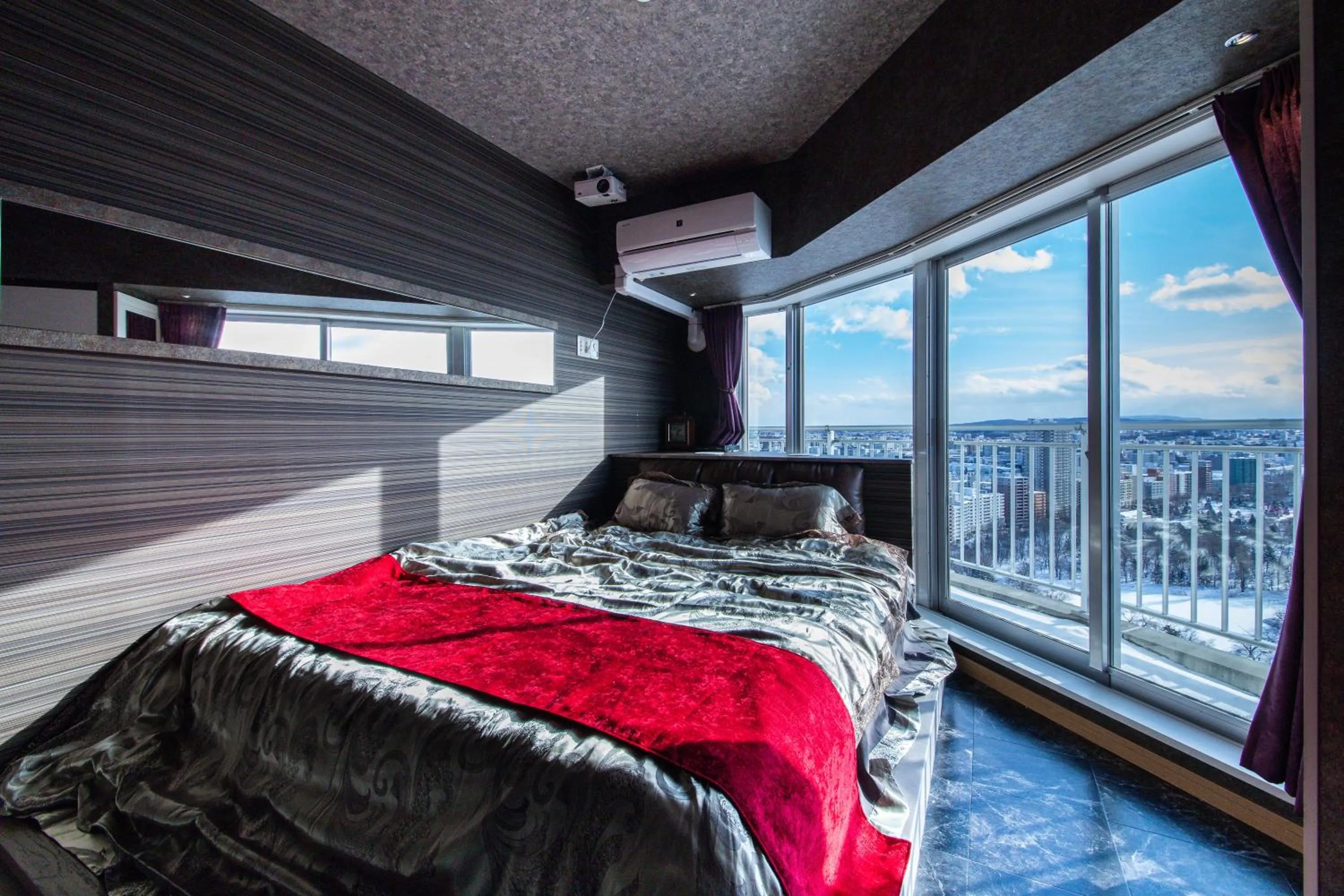 Bed in Meteor Shower