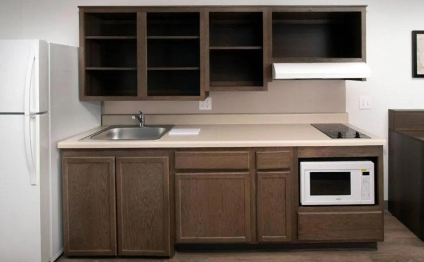 Kitchen or kitchenette in WoodSpring Suites Mesa Chandler
