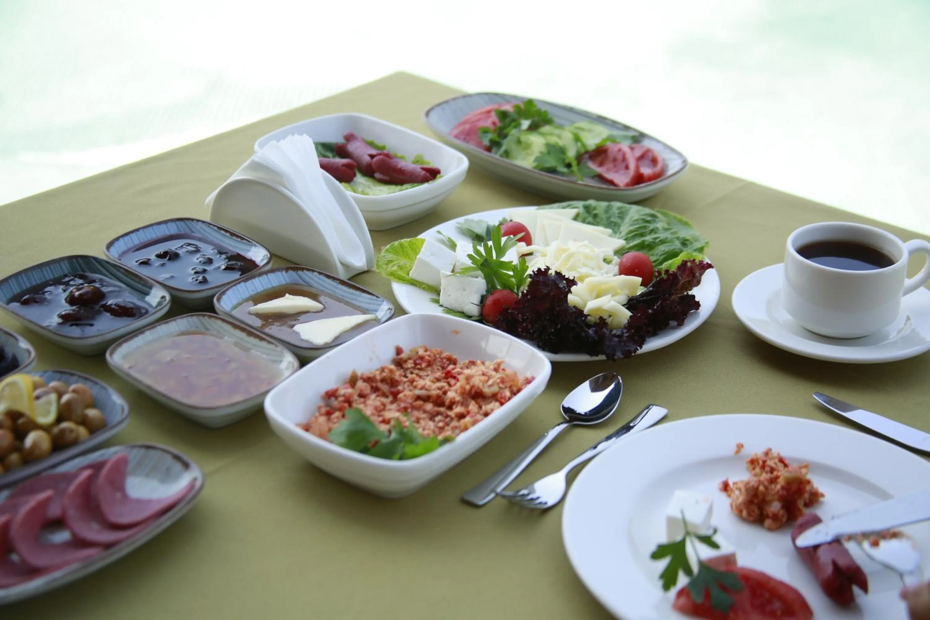 Restaurant/places to eat in Enso Inn