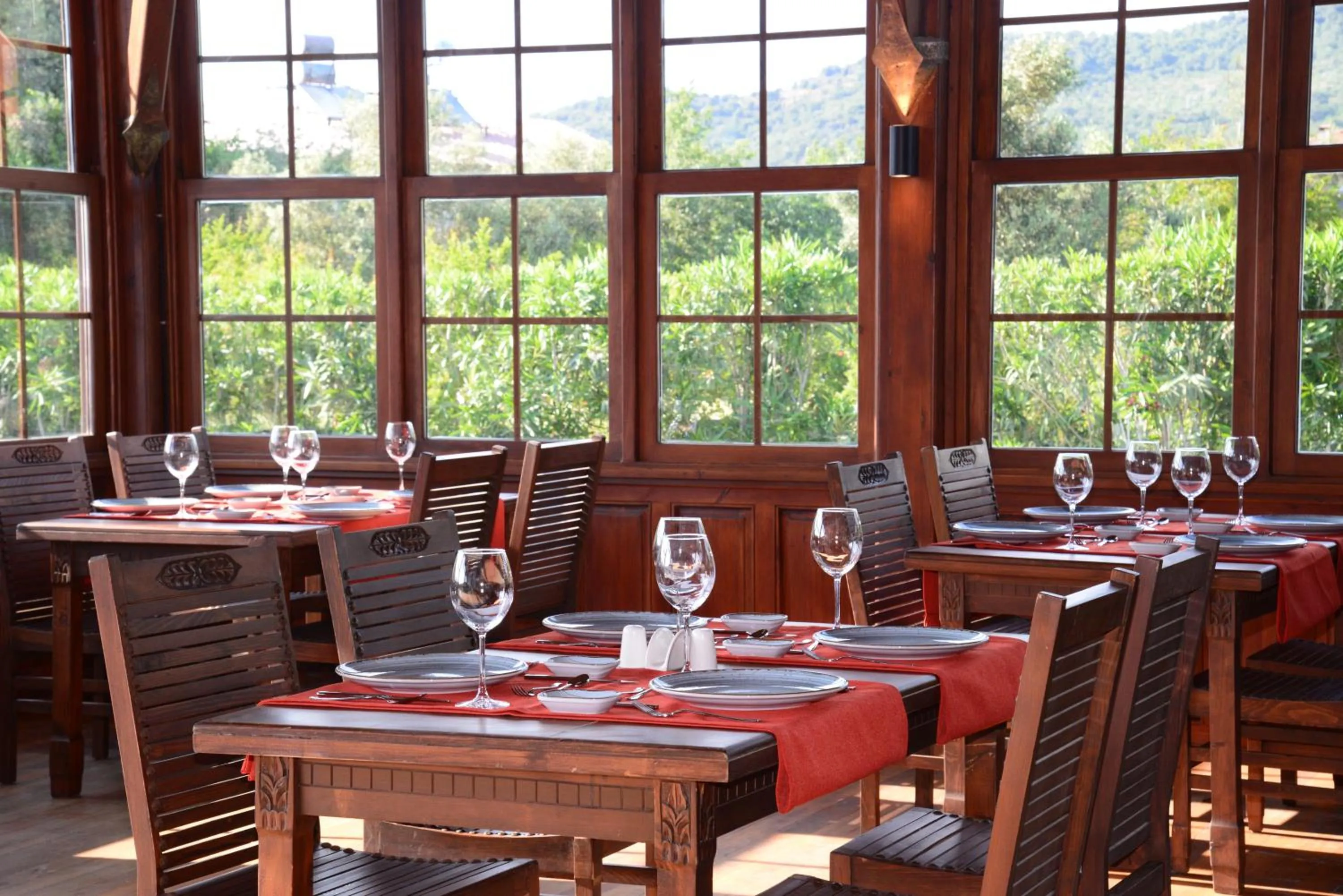 Restaurant/places to eat in Enso Inn