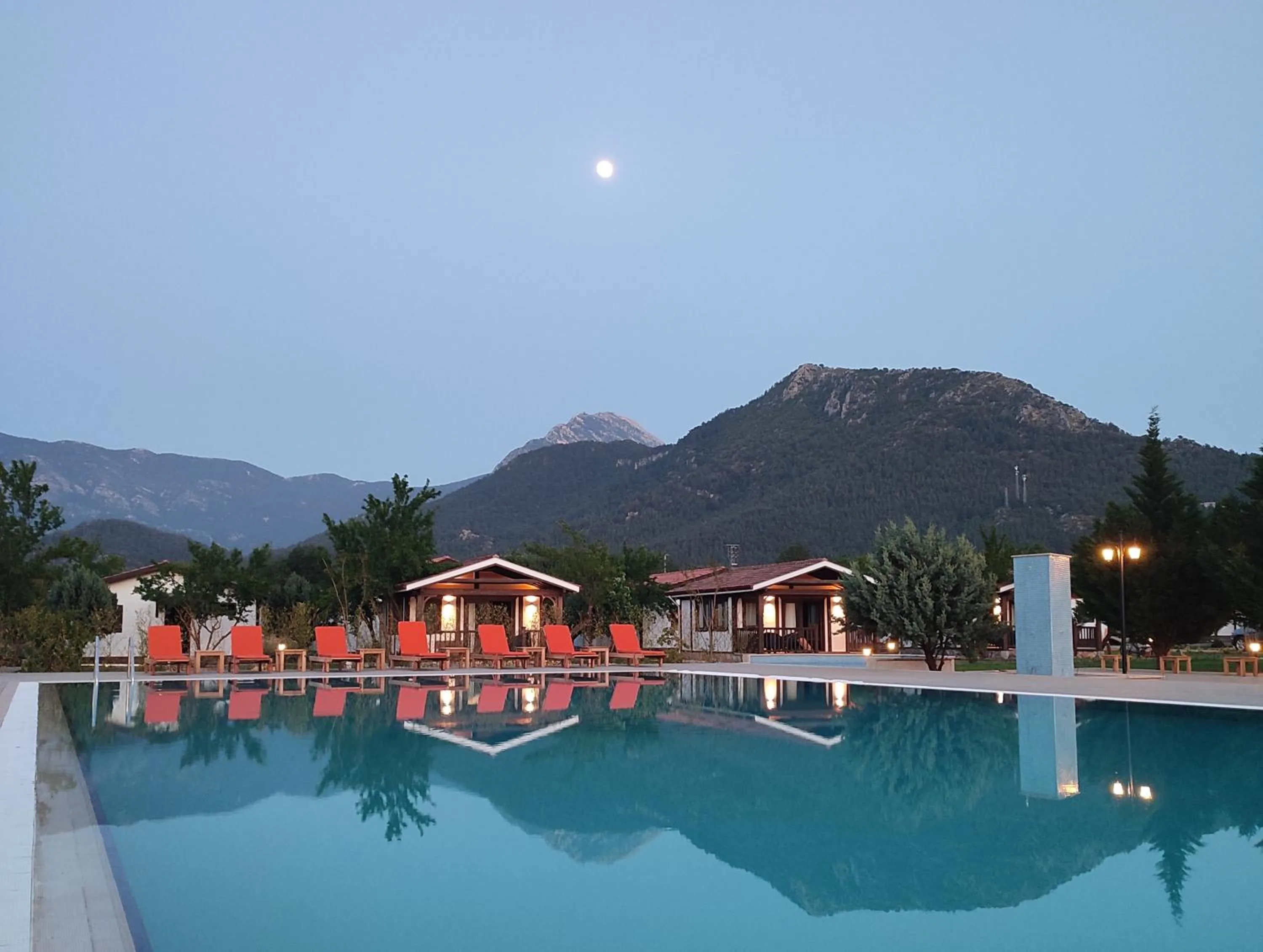 Swimming pool in Enso Inn