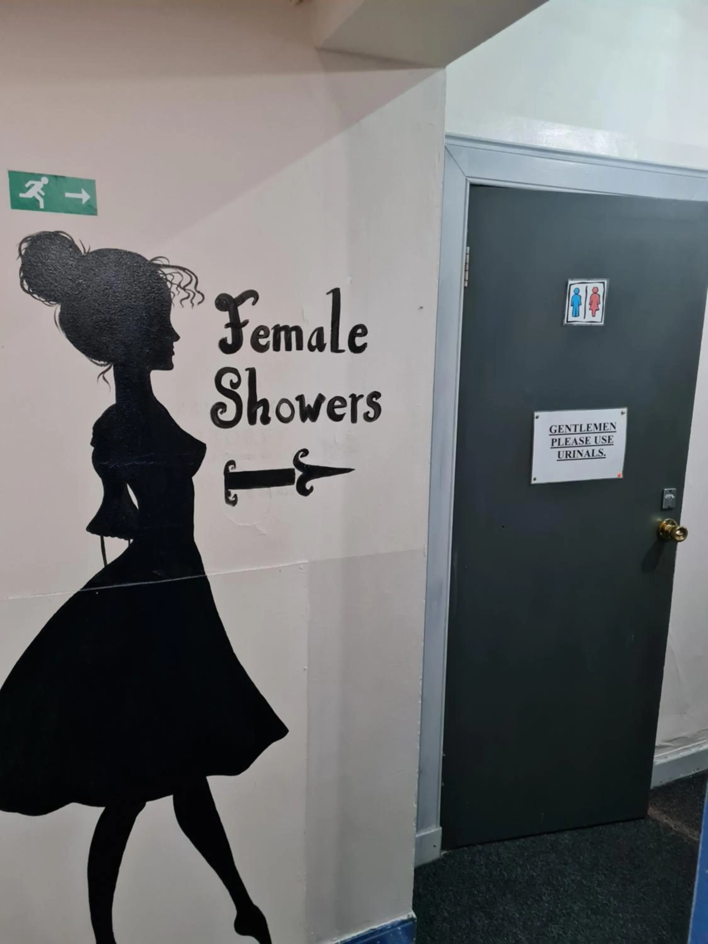 Bathroom in Belford Hostel