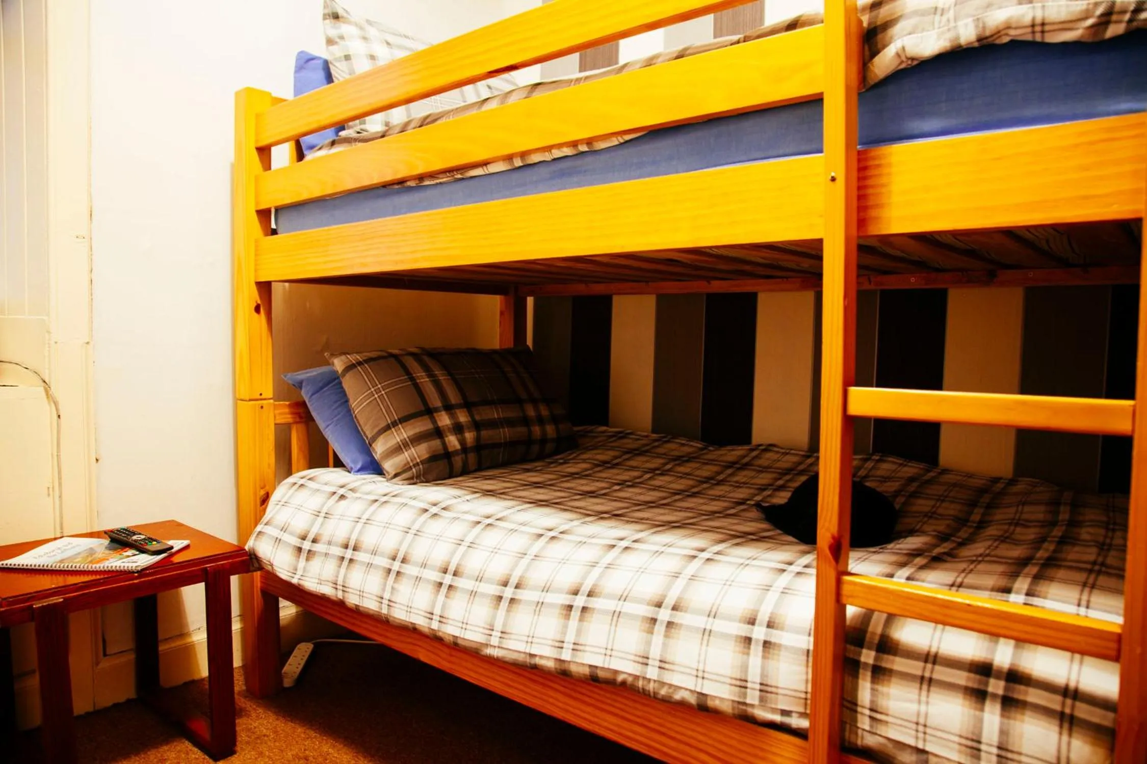 bunk bed, Bed in Belford Hostel