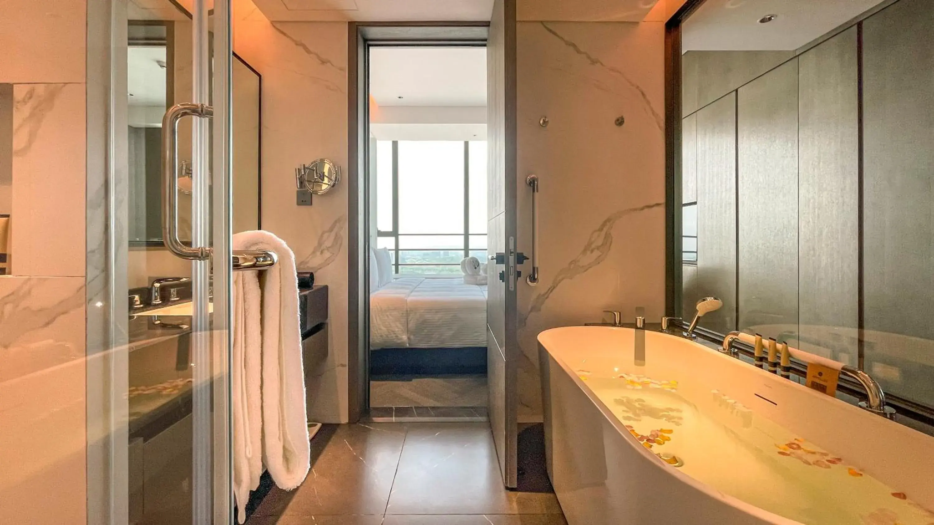 Three Bedroom Executive in Ascott Qinhuang Chengdu Three Bedroom Executive in Ascott Qinhuang Chengdu