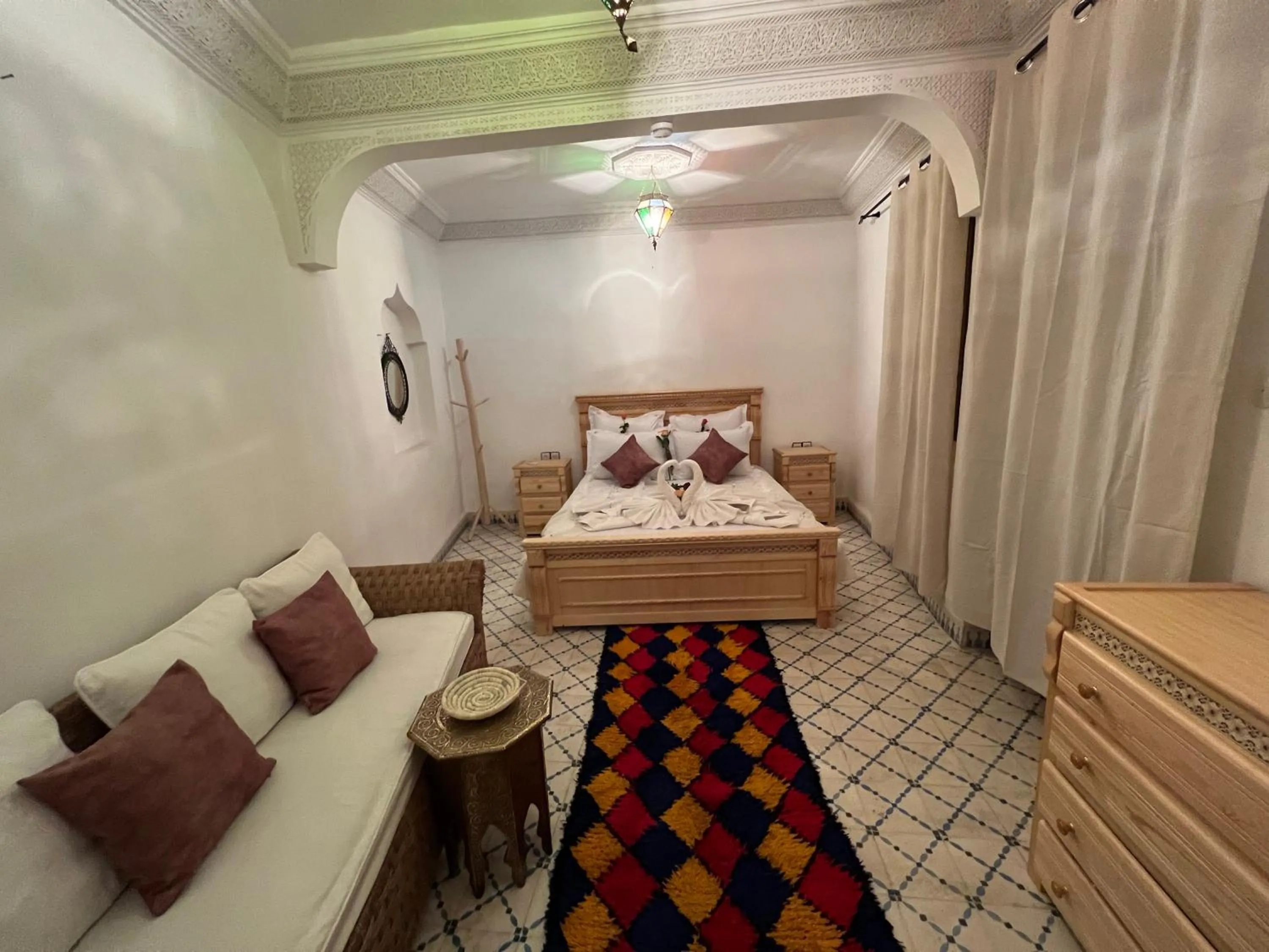 Photo of the whole room, Bed in Riad Malfa