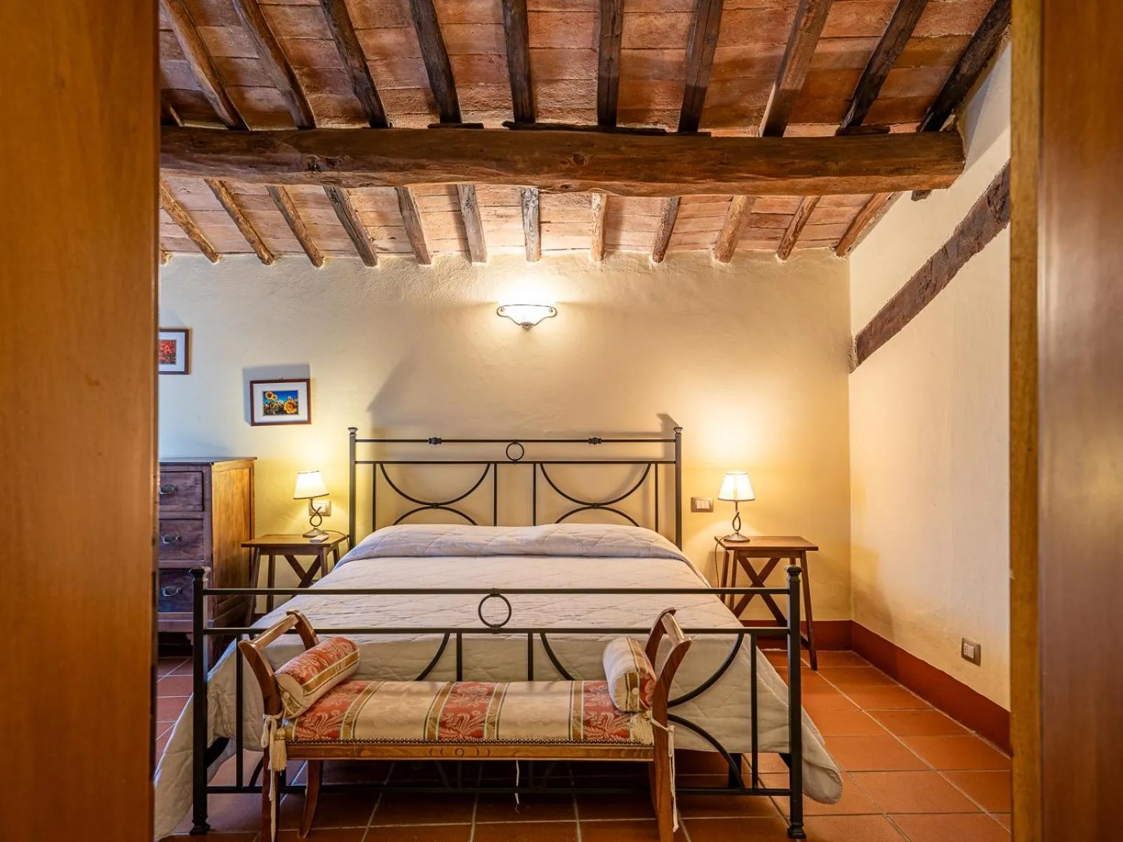 Bed in Antico Borgo Poggiarello