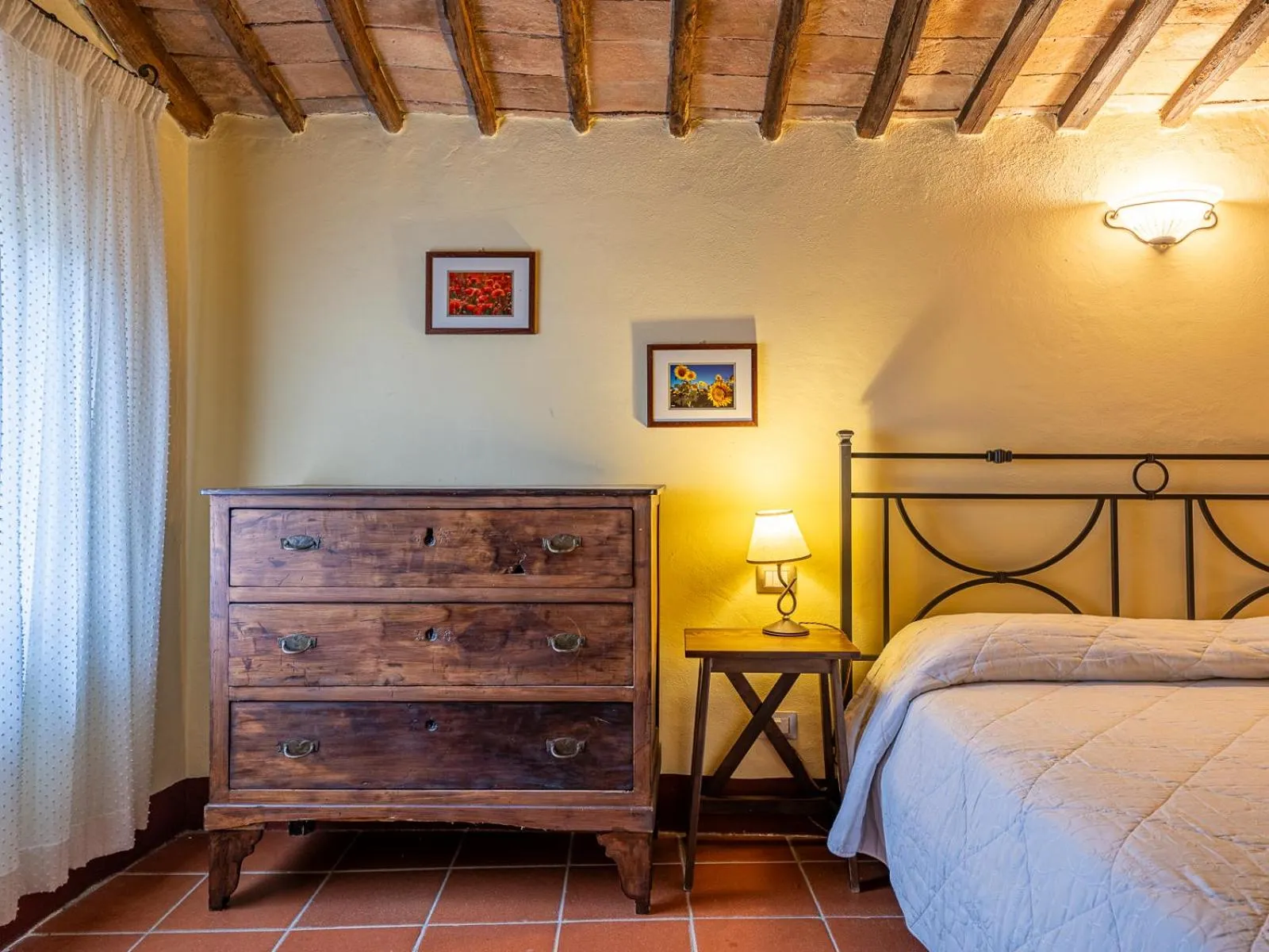 Bed in Antico Borgo Poggiarello