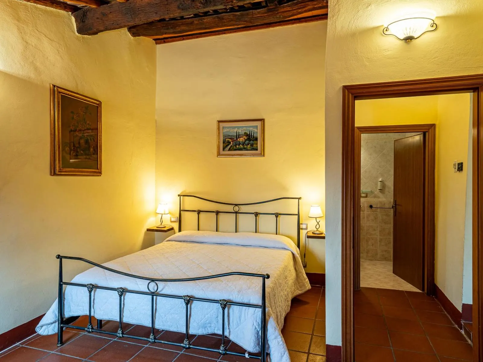 Bed in Antico Borgo Poggiarello