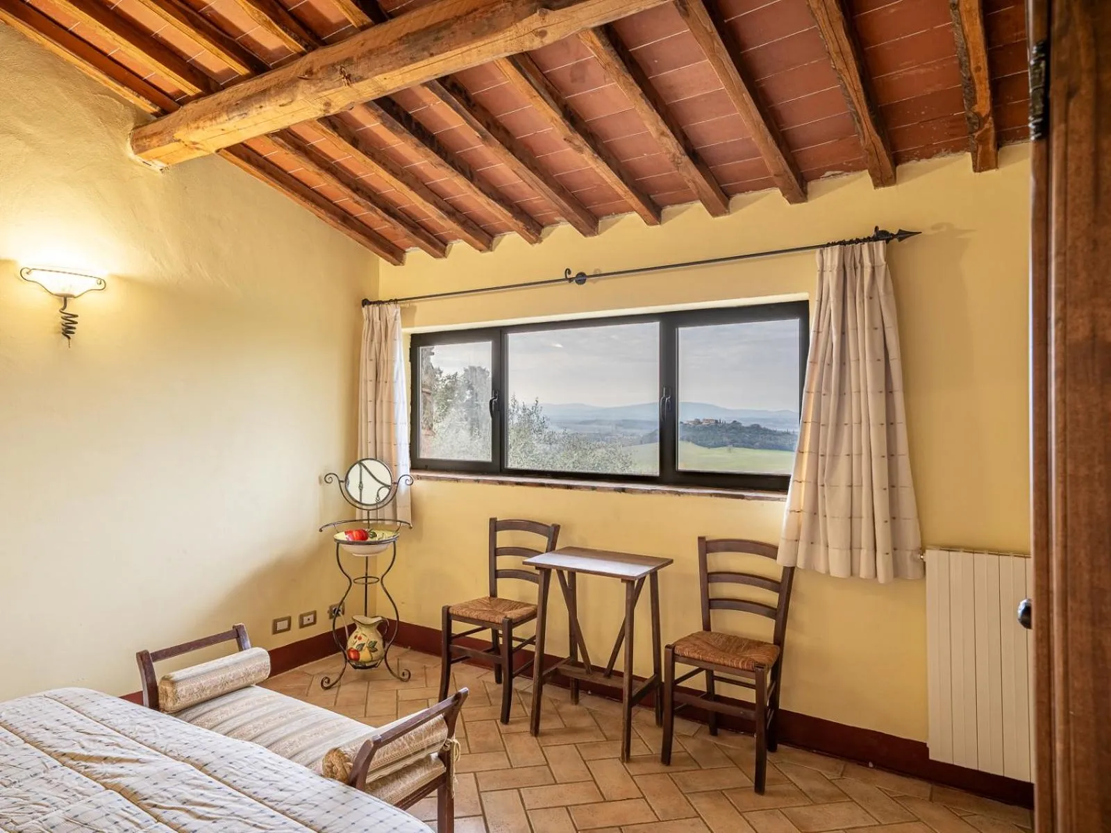 Bed in Antico Borgo Poggiarello