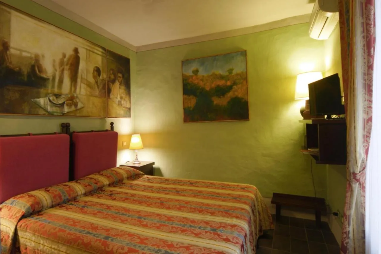 Photo of the whole room, Bed in Locanda Viani