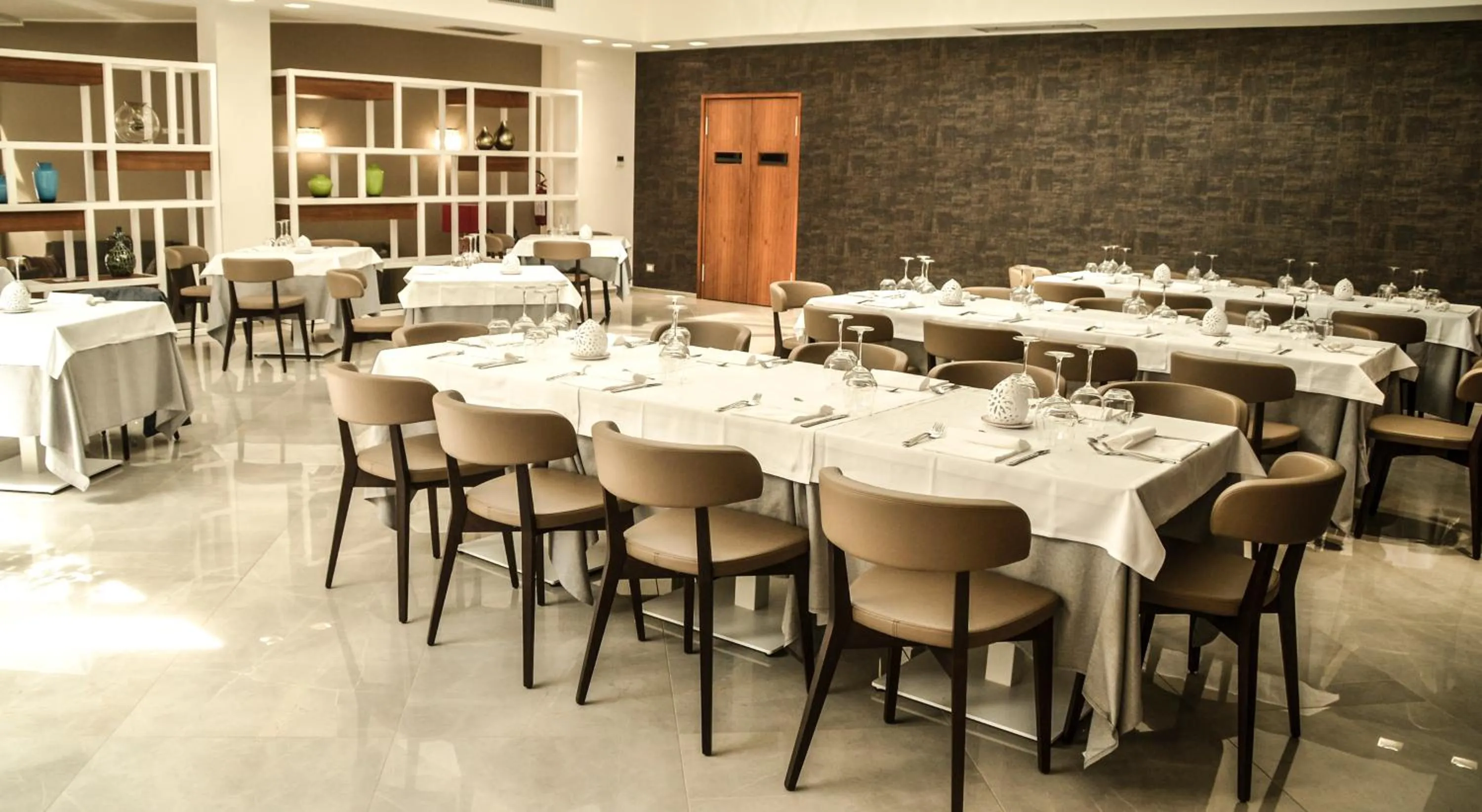 Restaurant/places to eat in D'Aragona Lifestyle Hotel