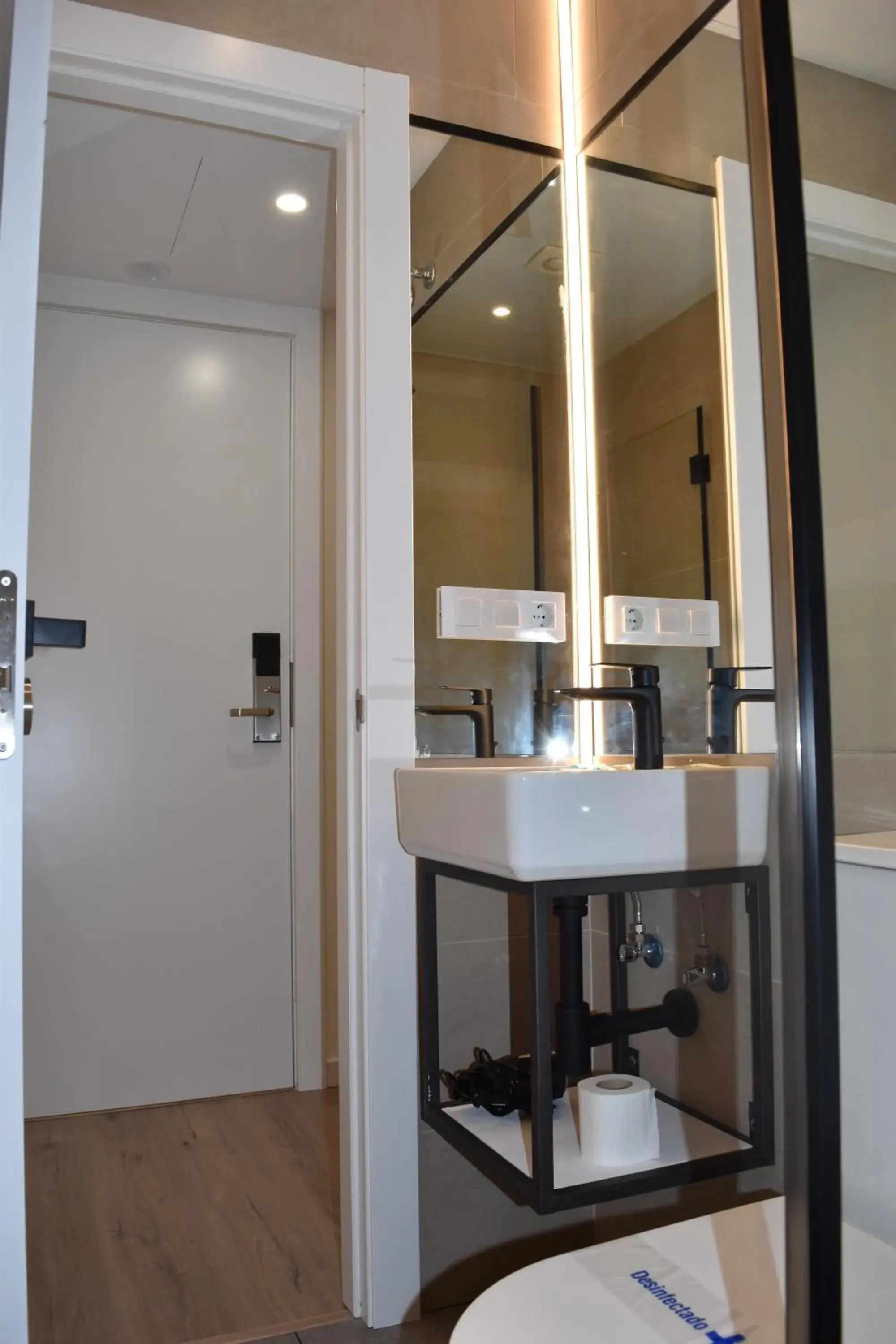 Standard Twin Room in Casp Green House Standard Twin Room in Casp Green House