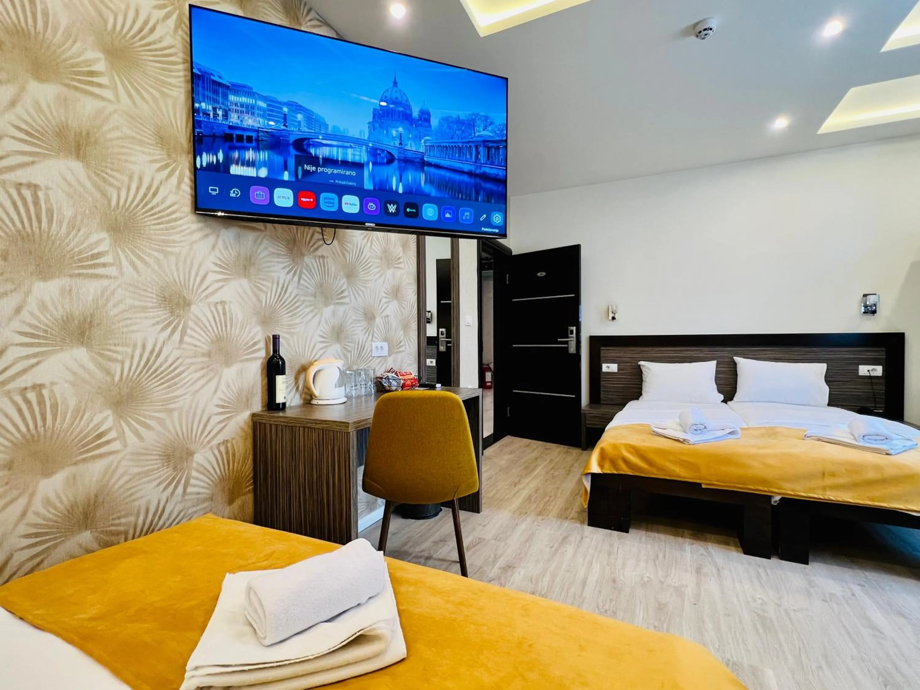 Bed in Side One Design Hotel Garni