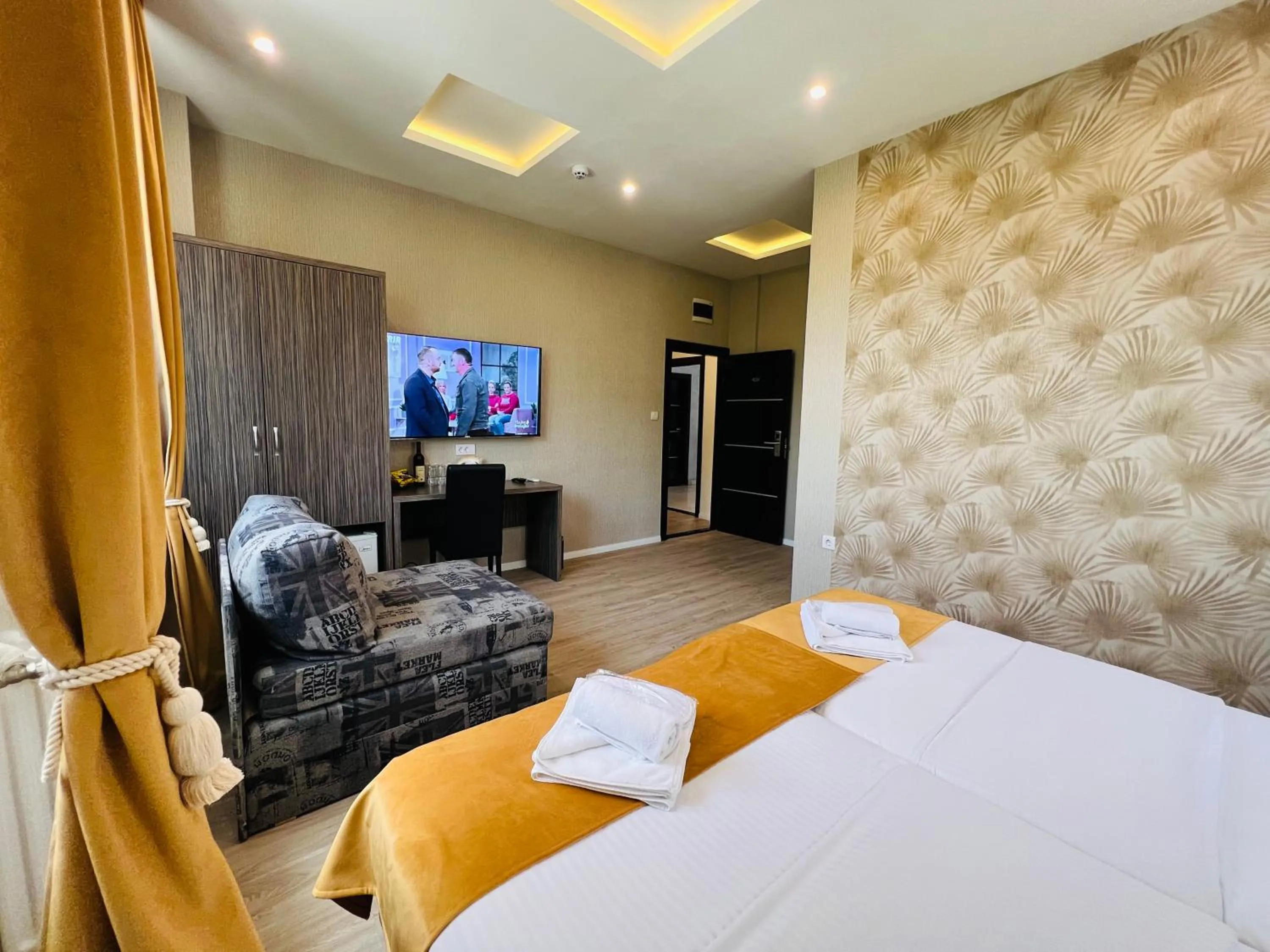 Bedroom, Bed in Side One Design Hotel Garni