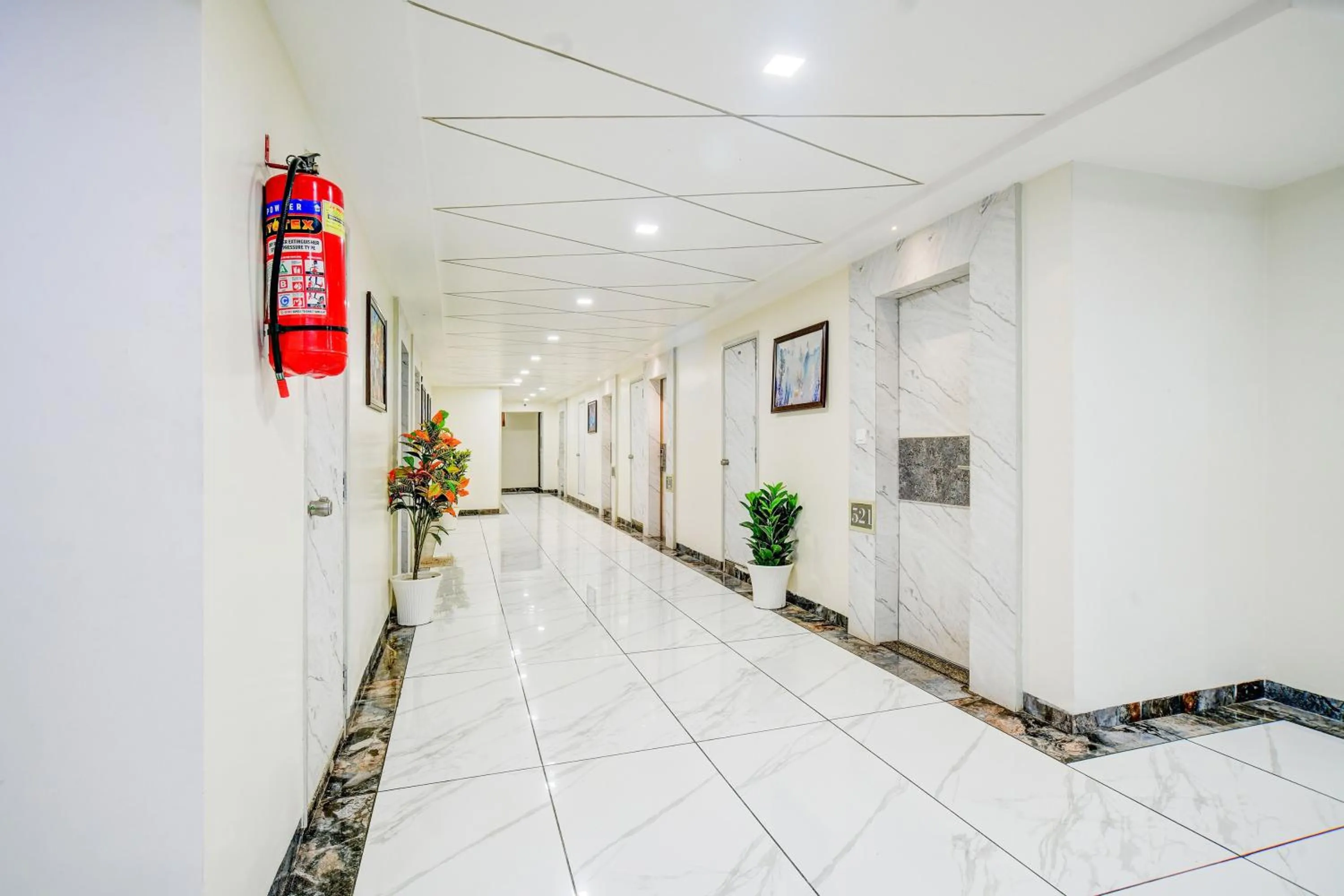 Lobby or reception in Townhouse Oak PTC Indore Junction