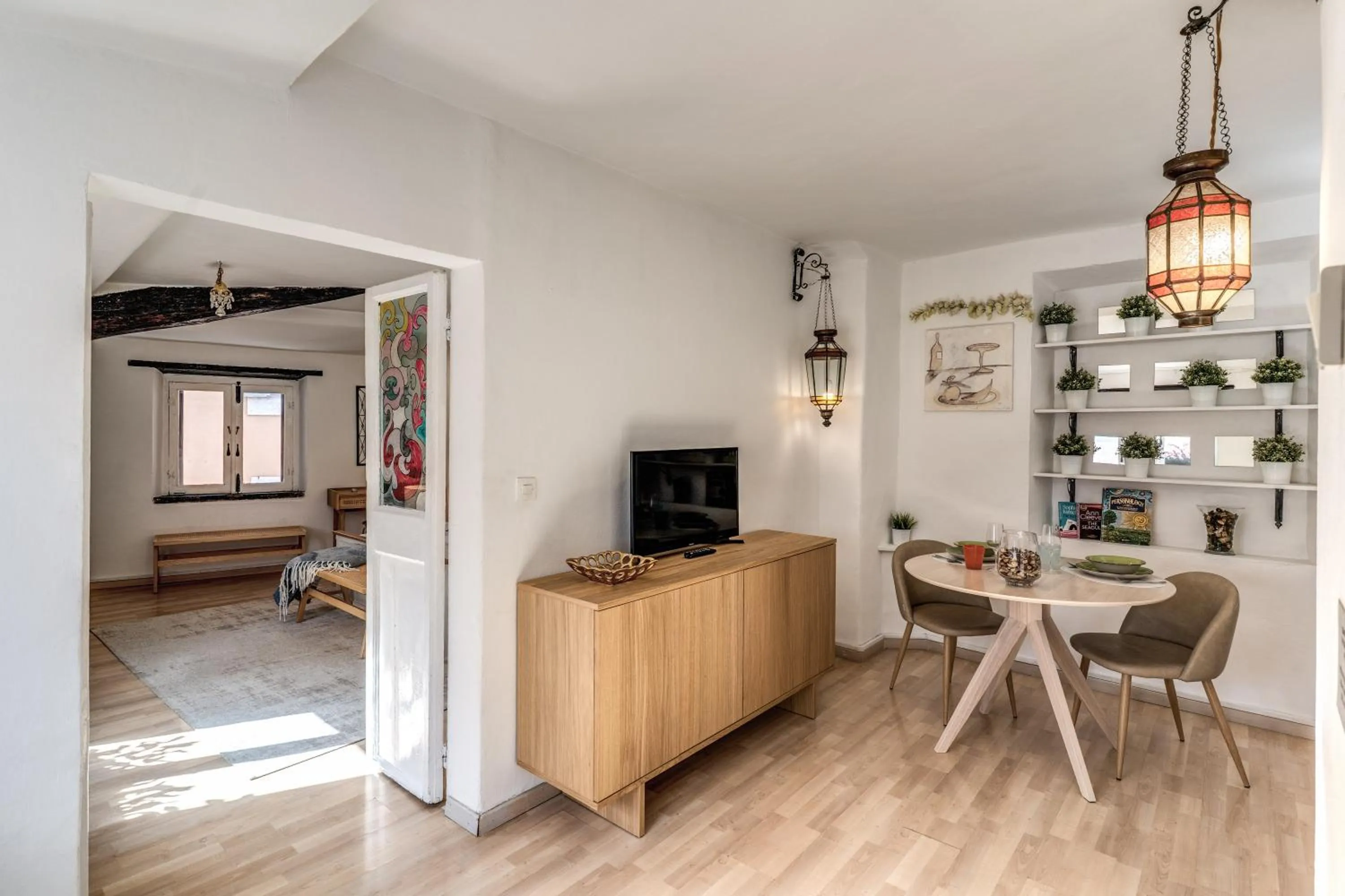 Dining area in Casawally