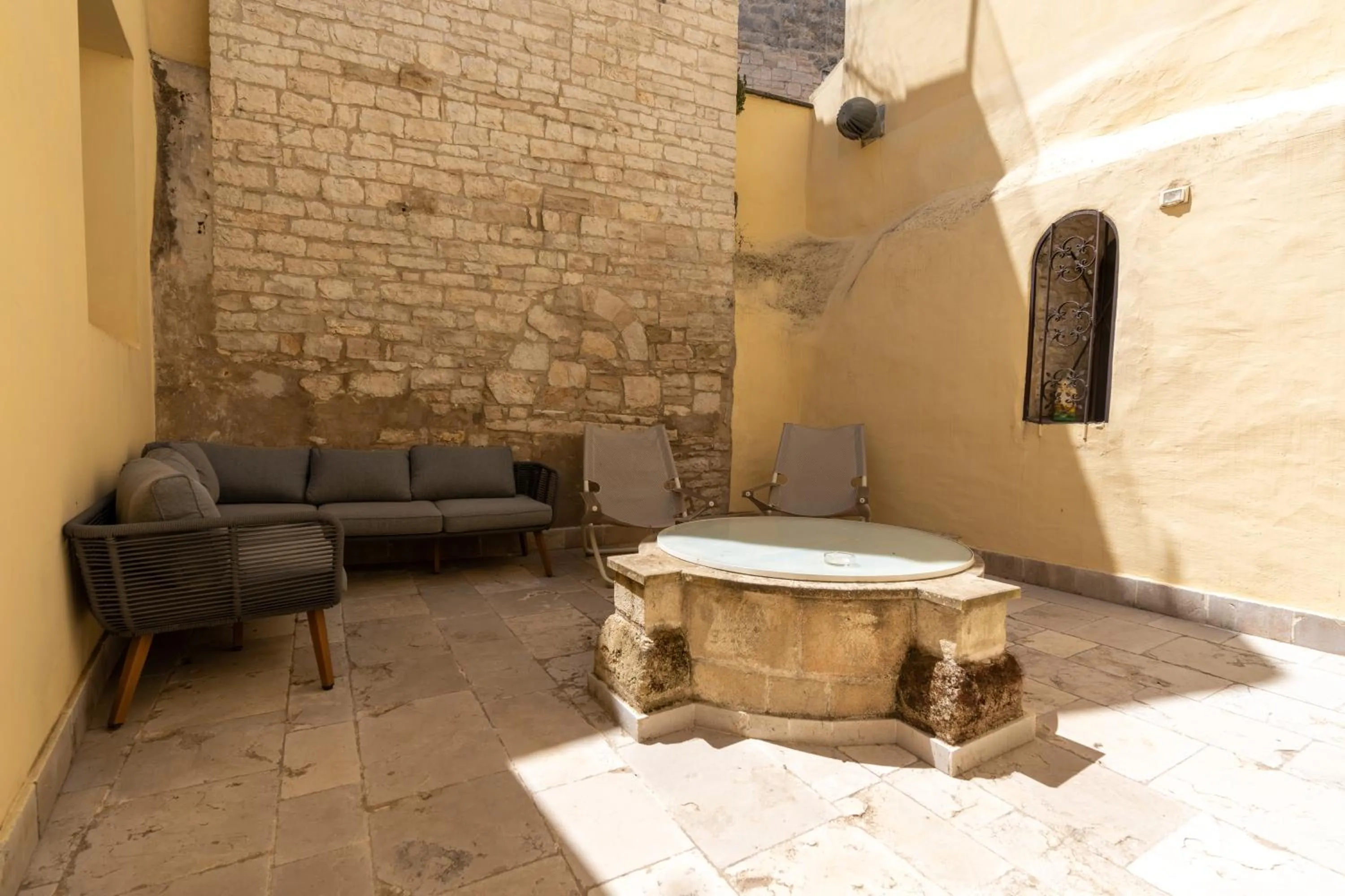 Balcony/Terrace in B&B Palazzo Vittoria