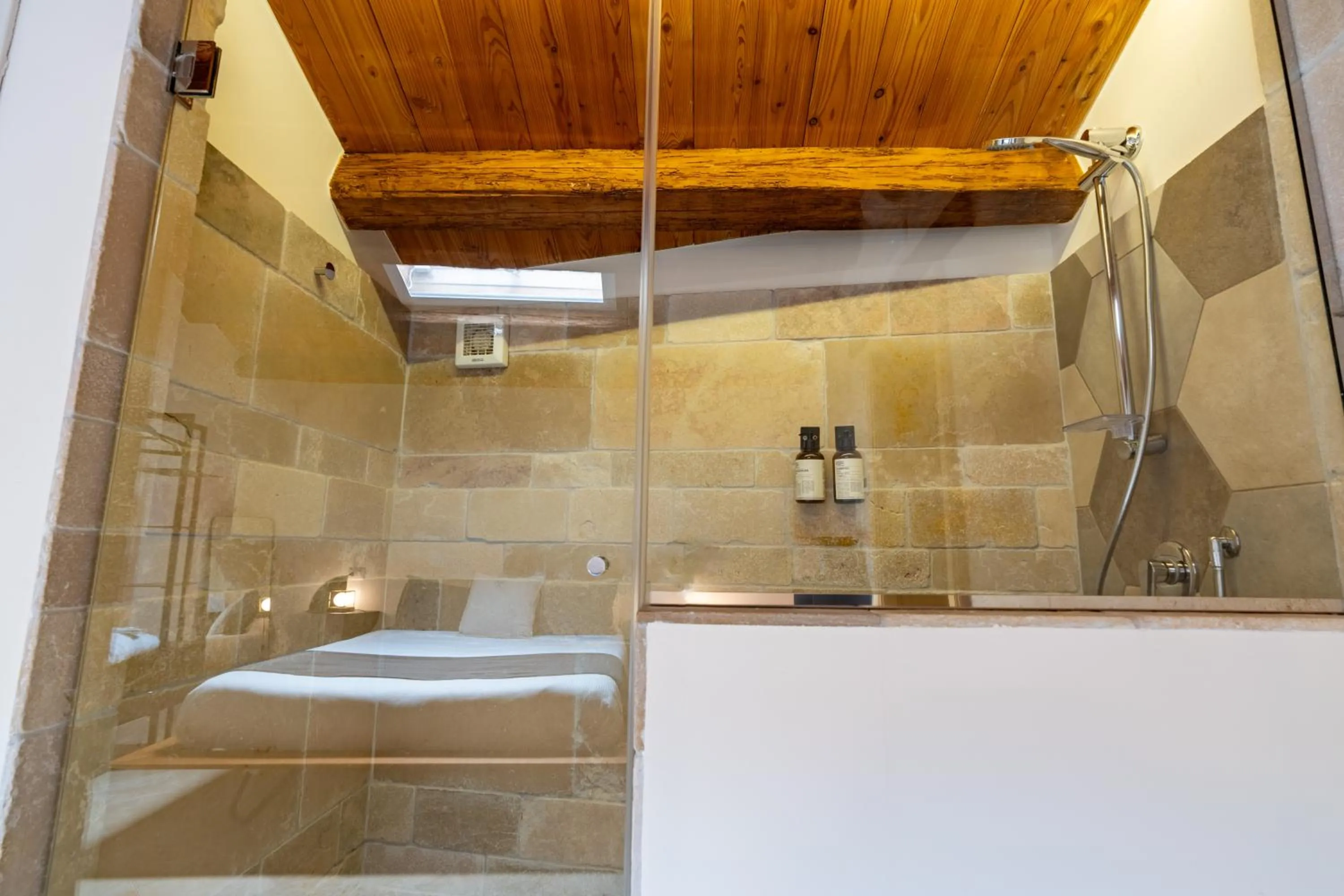 Shower in B&B Palazzo Vittoria