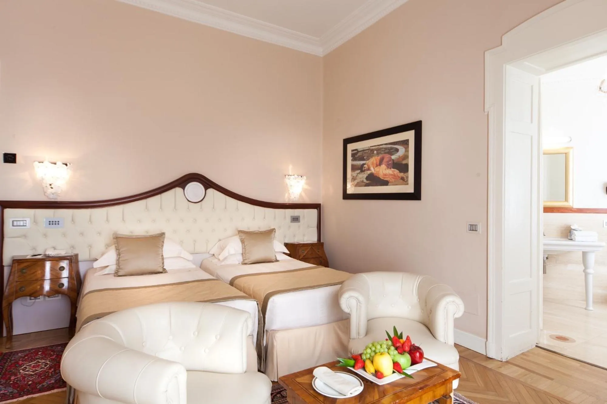 Photo of the whole room, Bed in Grand Hotel Rimini