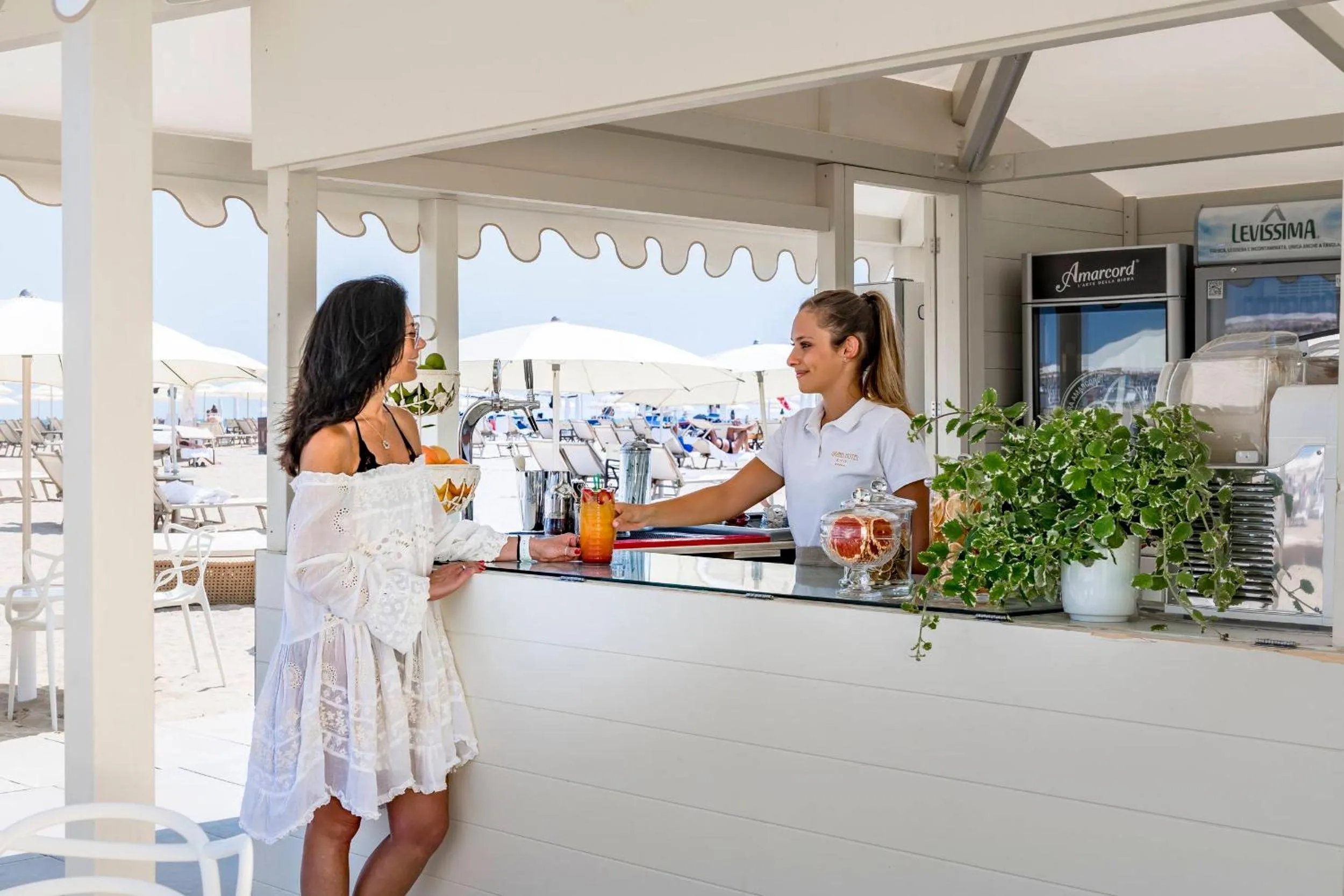 Lounge or bar in Grand Hotel Rimini