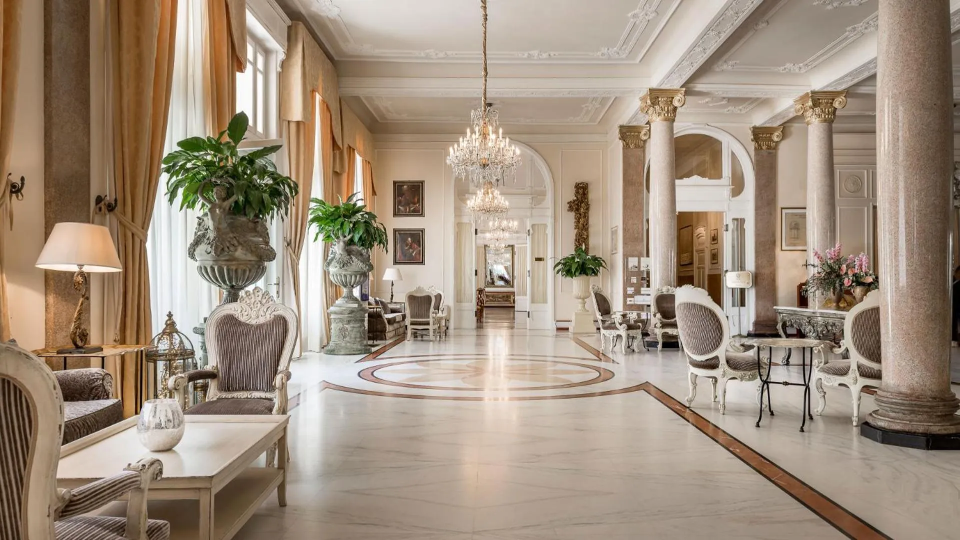 Lobby or reception in Grand Hotel Rimini