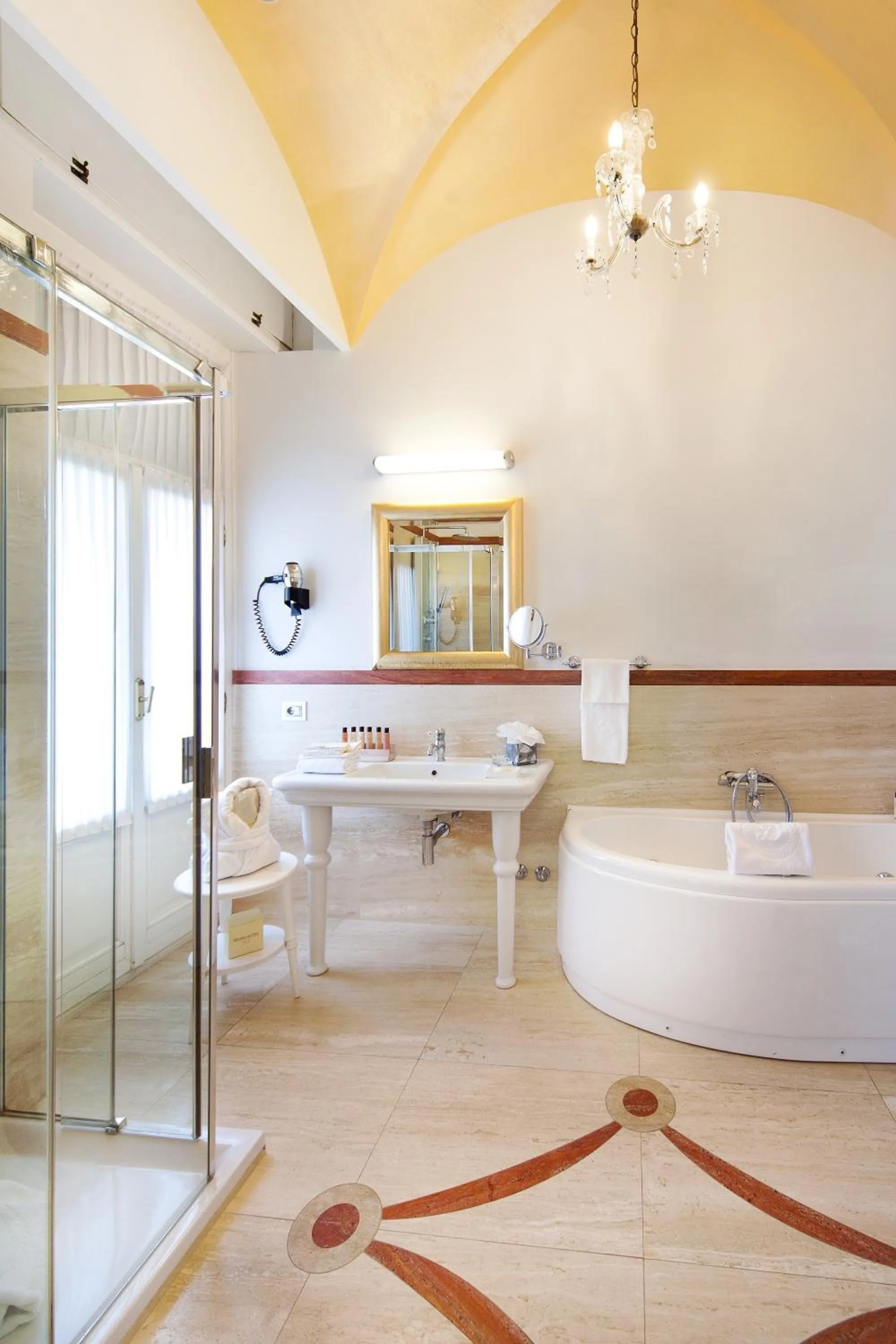 Bathroom in Grand Hotel Rimini