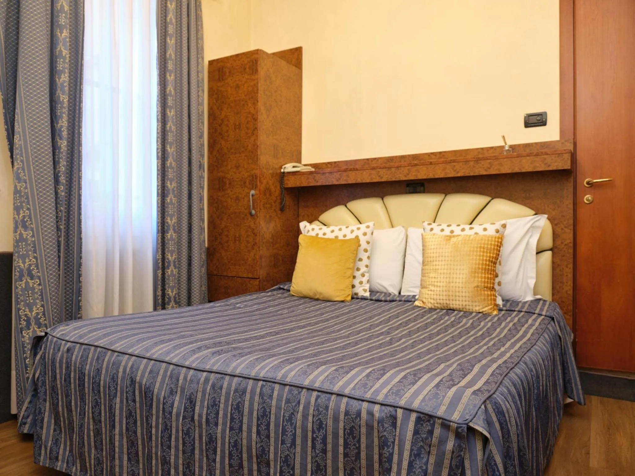 Bed in Atlantide Hotel