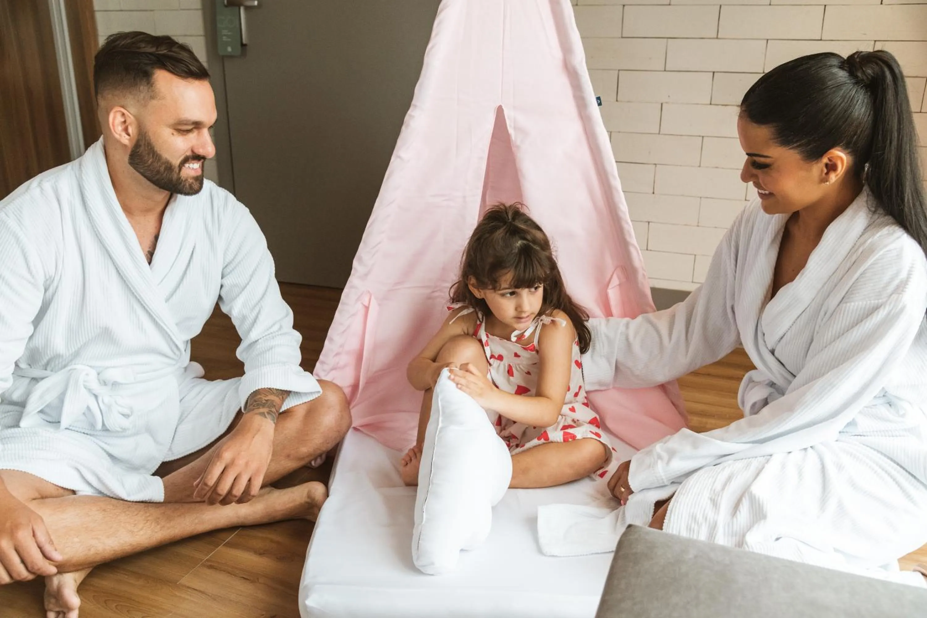 Bedroom in BA'RA Hotel