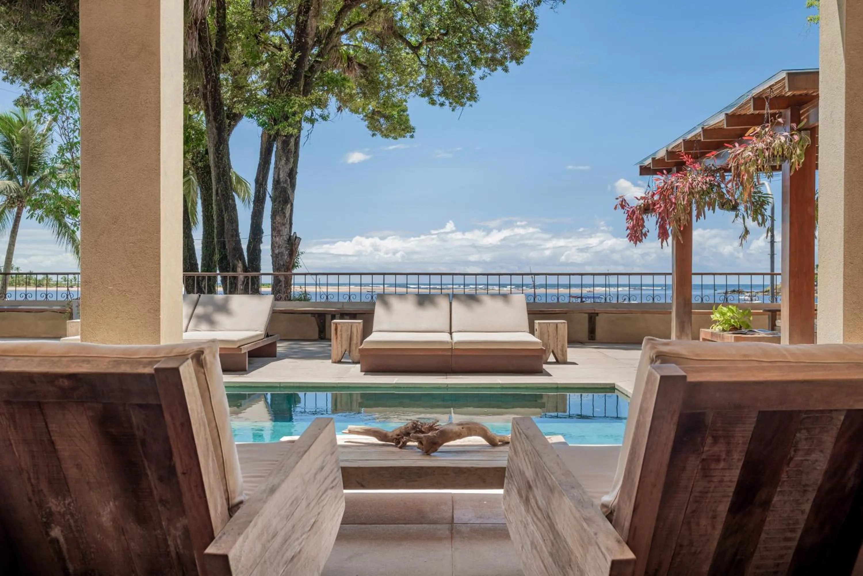 Swimming pool in Barracuda Boutique