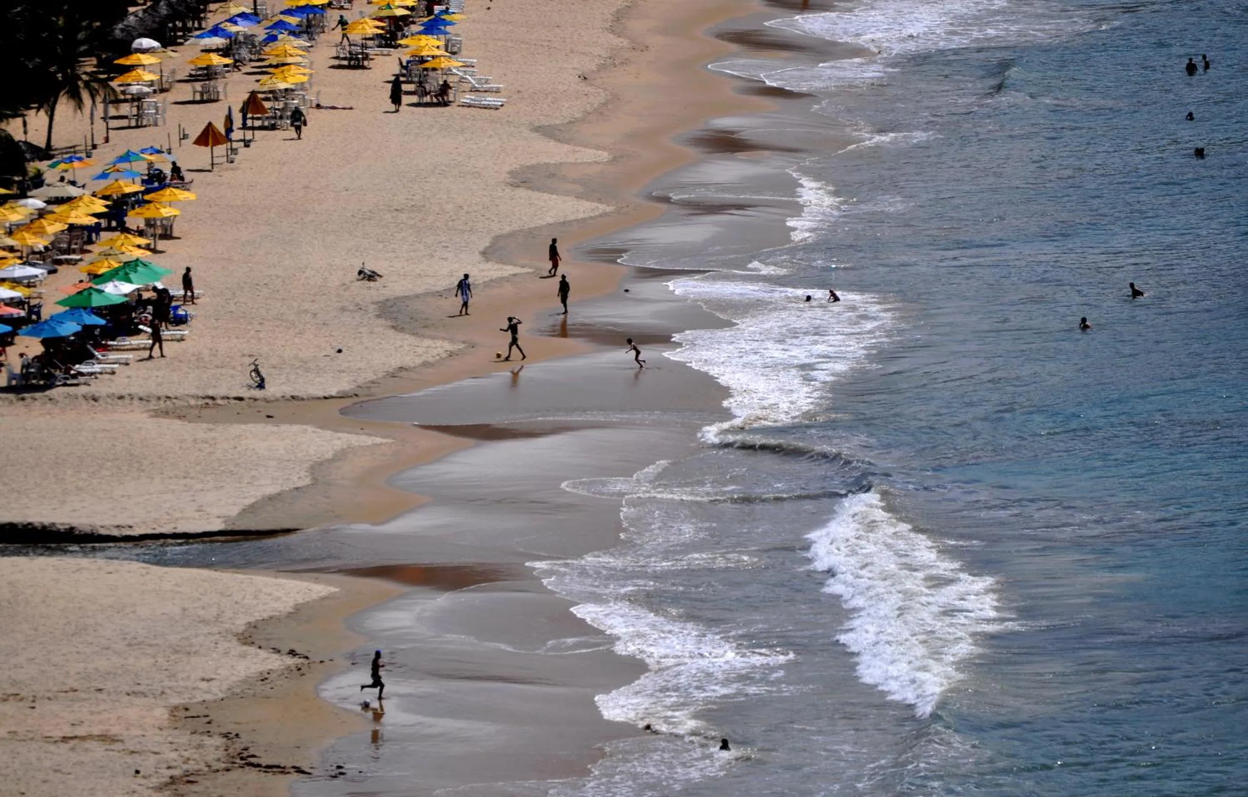 Beach in Seaflats - Meireles - Villa Costeira
