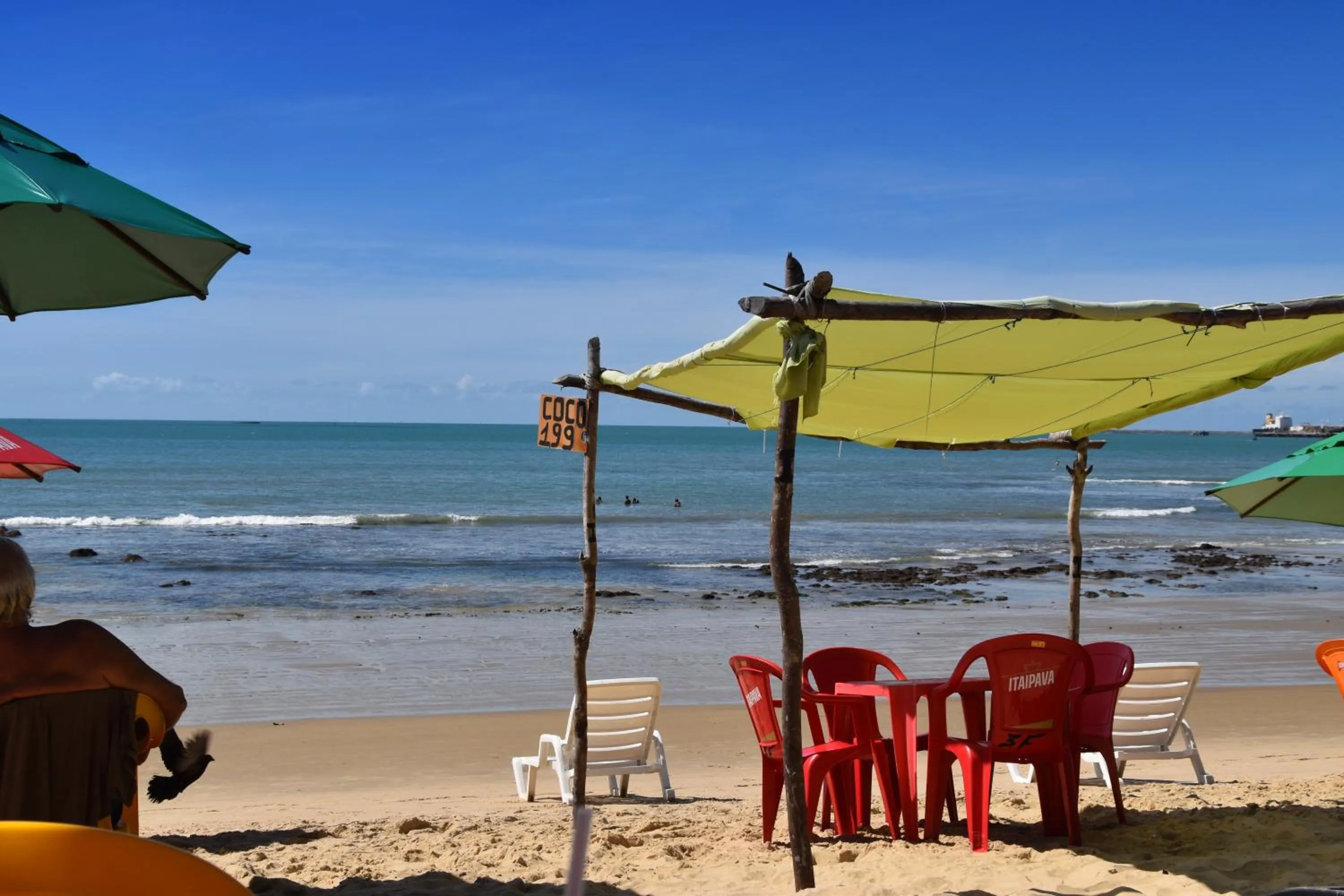 Neighbourhood in Seaflats - Meireles - Villa Costeira
