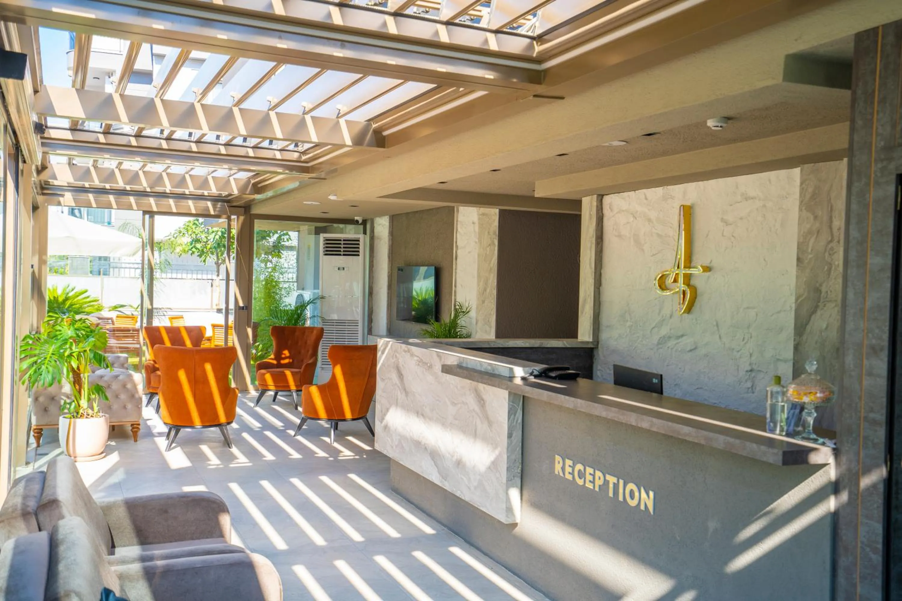 Lobby or reception in Antalya City Hotel & Spa