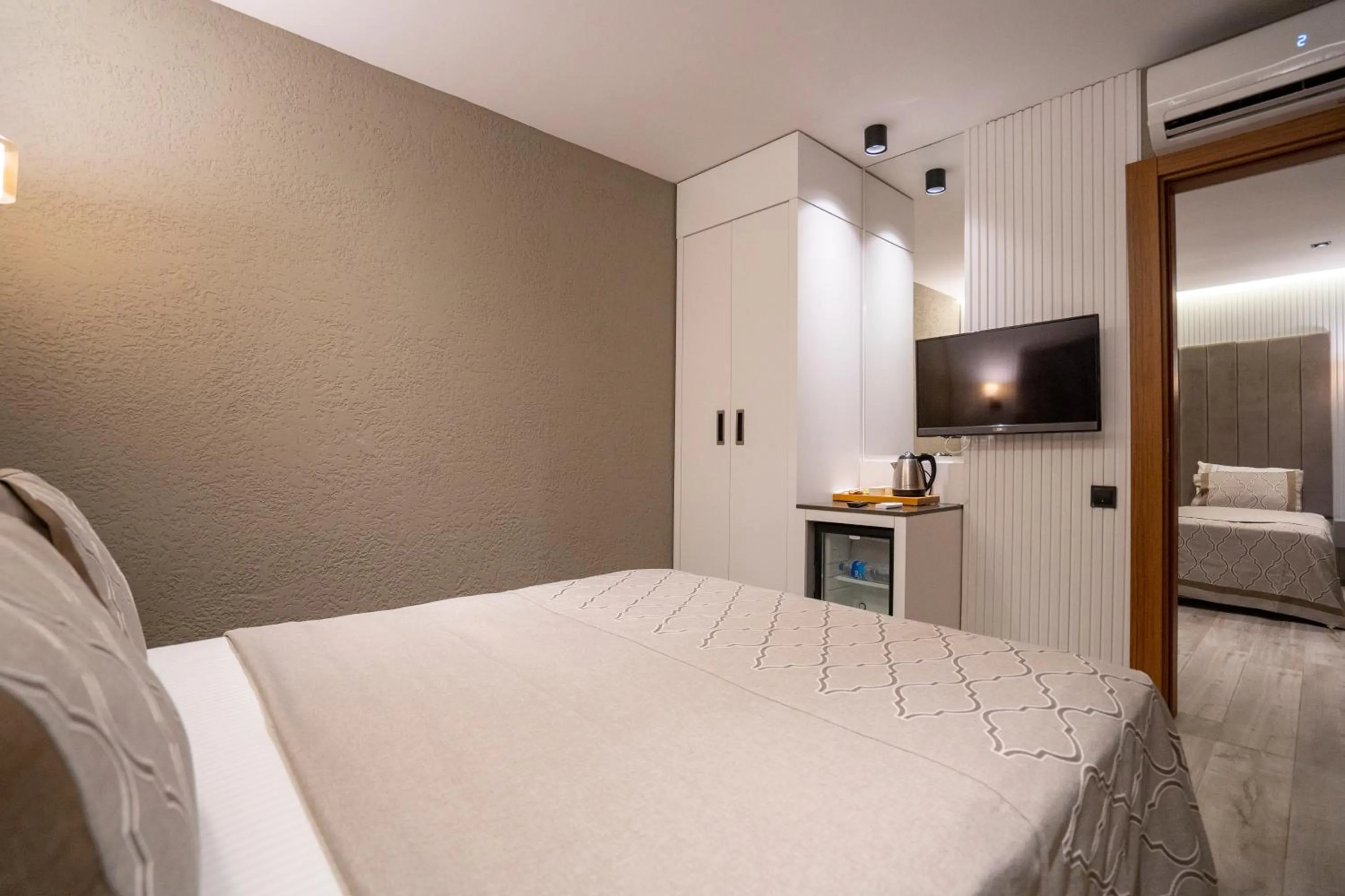 Bedroom, Bed in Antalya City Hotel & Spa