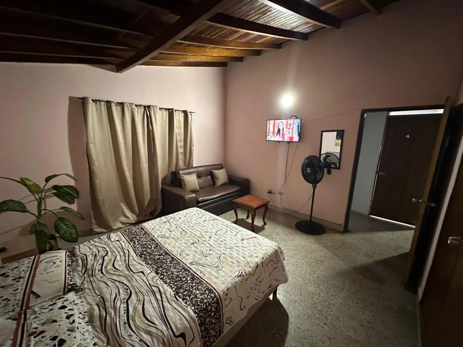 Photo of the whole room, Bed in Hostel Urban City Medellin