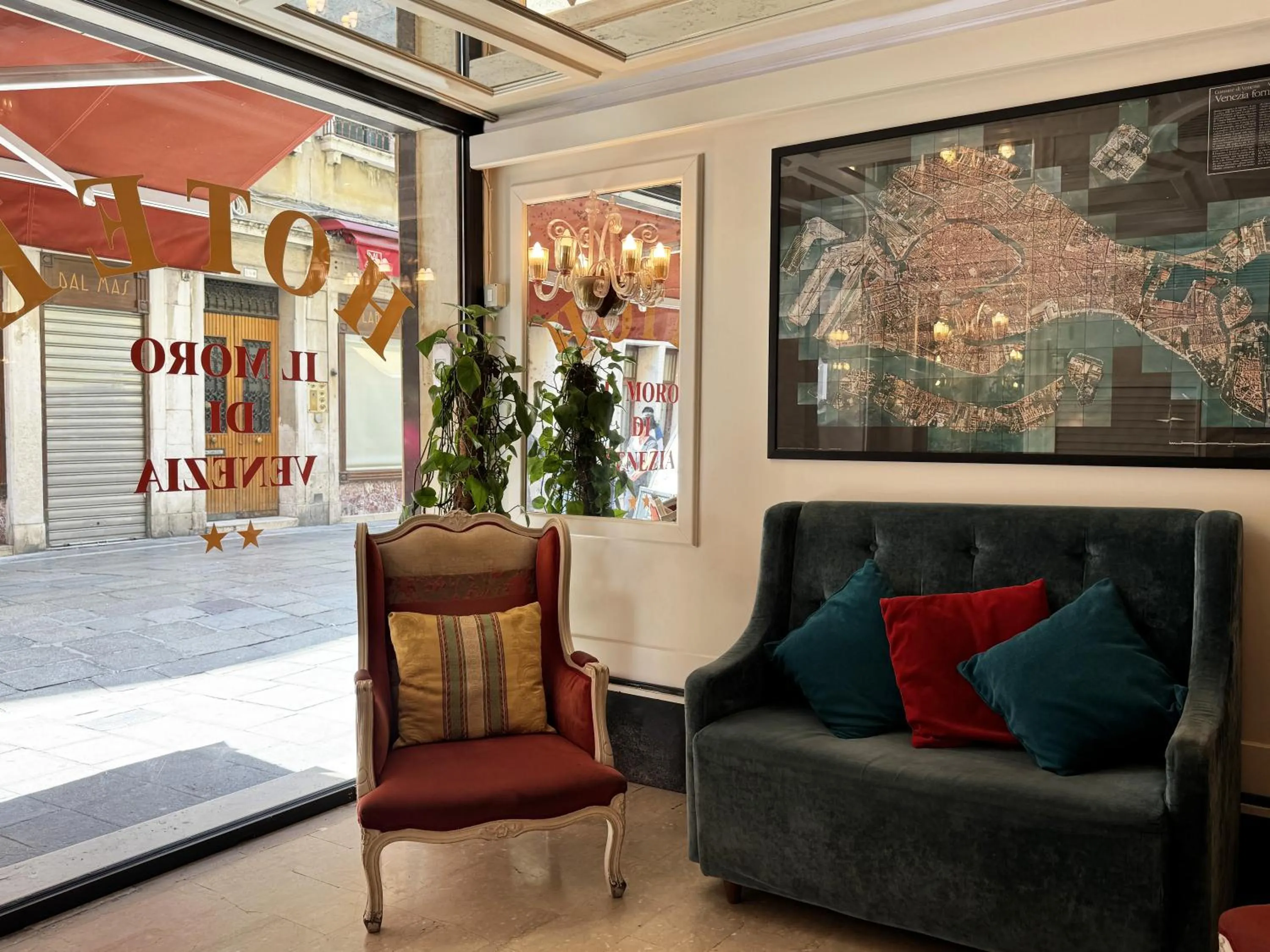 Living room in Hotel Il Moro di Venezia