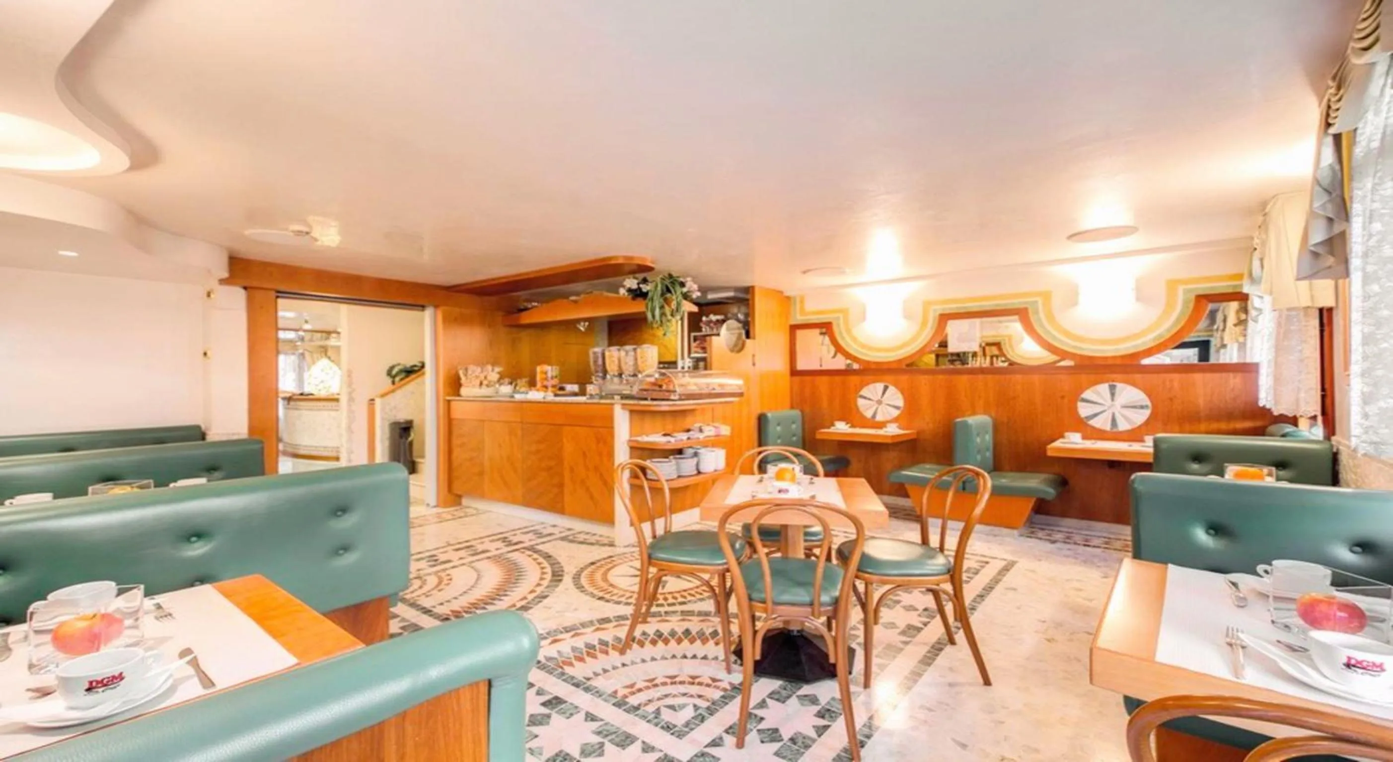 Restaurant/places to eat in Antica Casa Carettoni