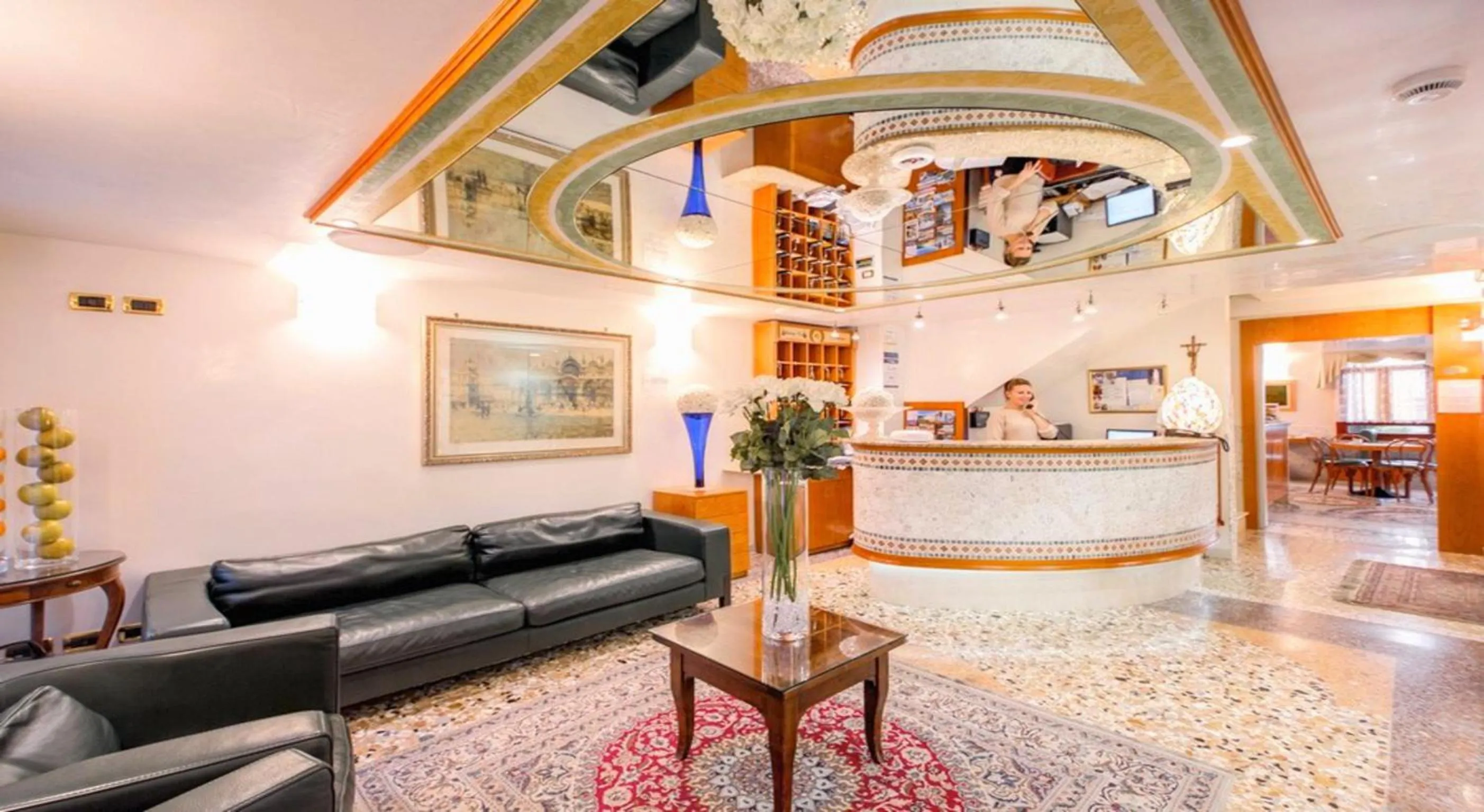 Lobby or reception in Antica Casa Carettoni