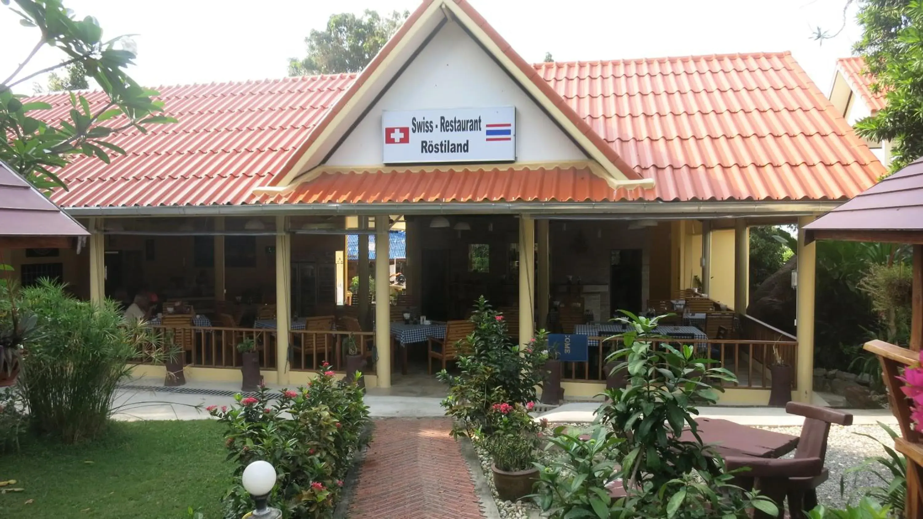Flower Paradise Bungalows & Swiss Restaurant Roestiland Flower Paradise Bungalows & Swiss Restaurant Roestiland